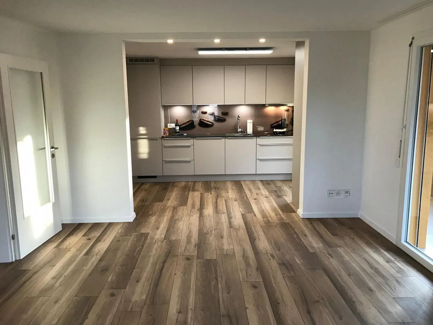 4.5 Room Apartment for Rent in Haag - Photo 10 of 17