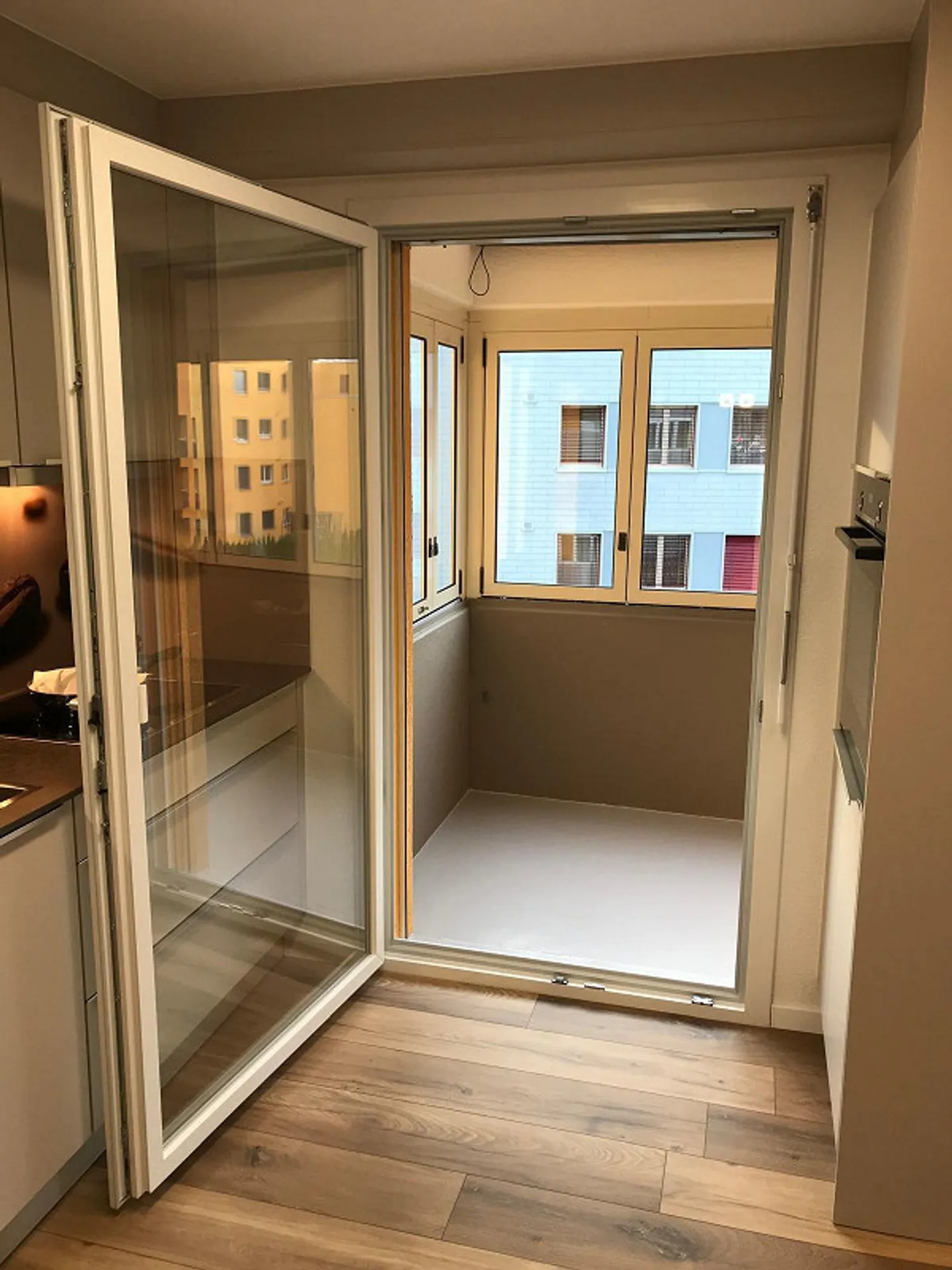 4.5 Room Apartment for Rent in Haag - Photo 15 of 17