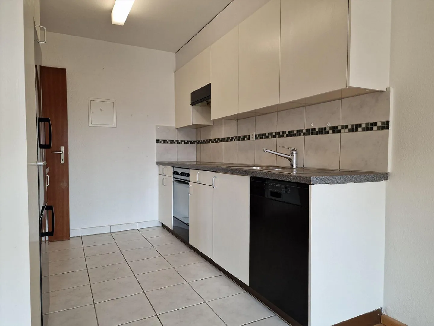 Appartamento 4.5 stanze a Schönenbuch - Foto 4 di 9