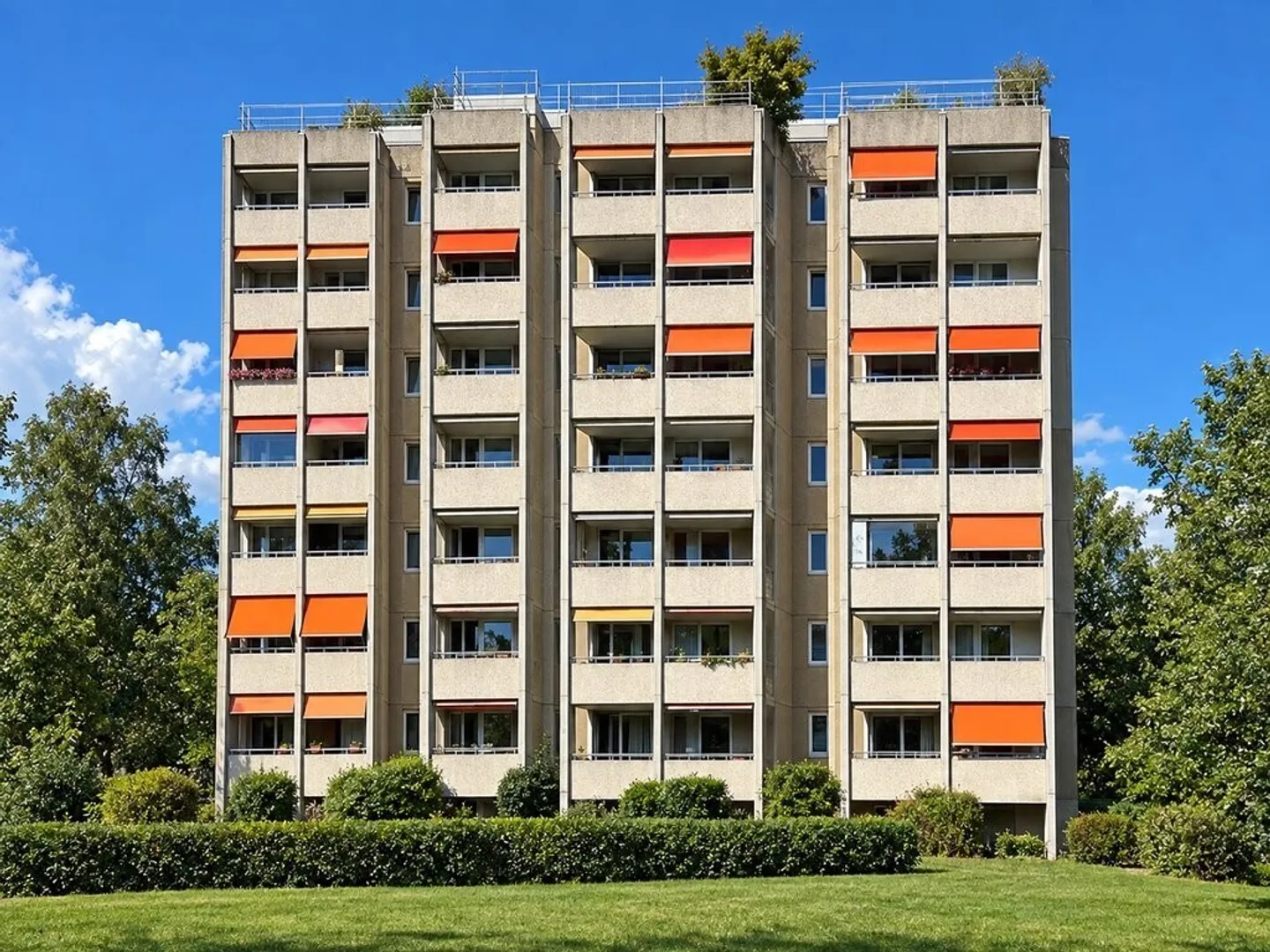 Newly renovated 4.5-room apartment on the 6th floor in the heart of Ostermundigen - Photo 1 of 12