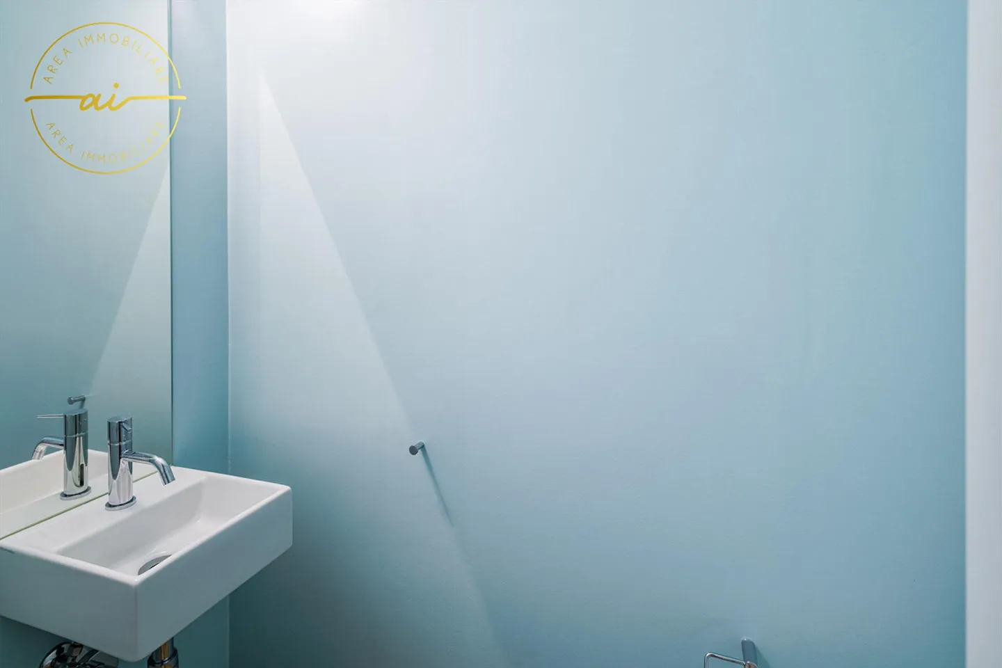 APPARTEMENT SPACIEUX ET LUMINEUX DE 5.5 PIÈCES À CUREGLIA - Photo 12 sur 13