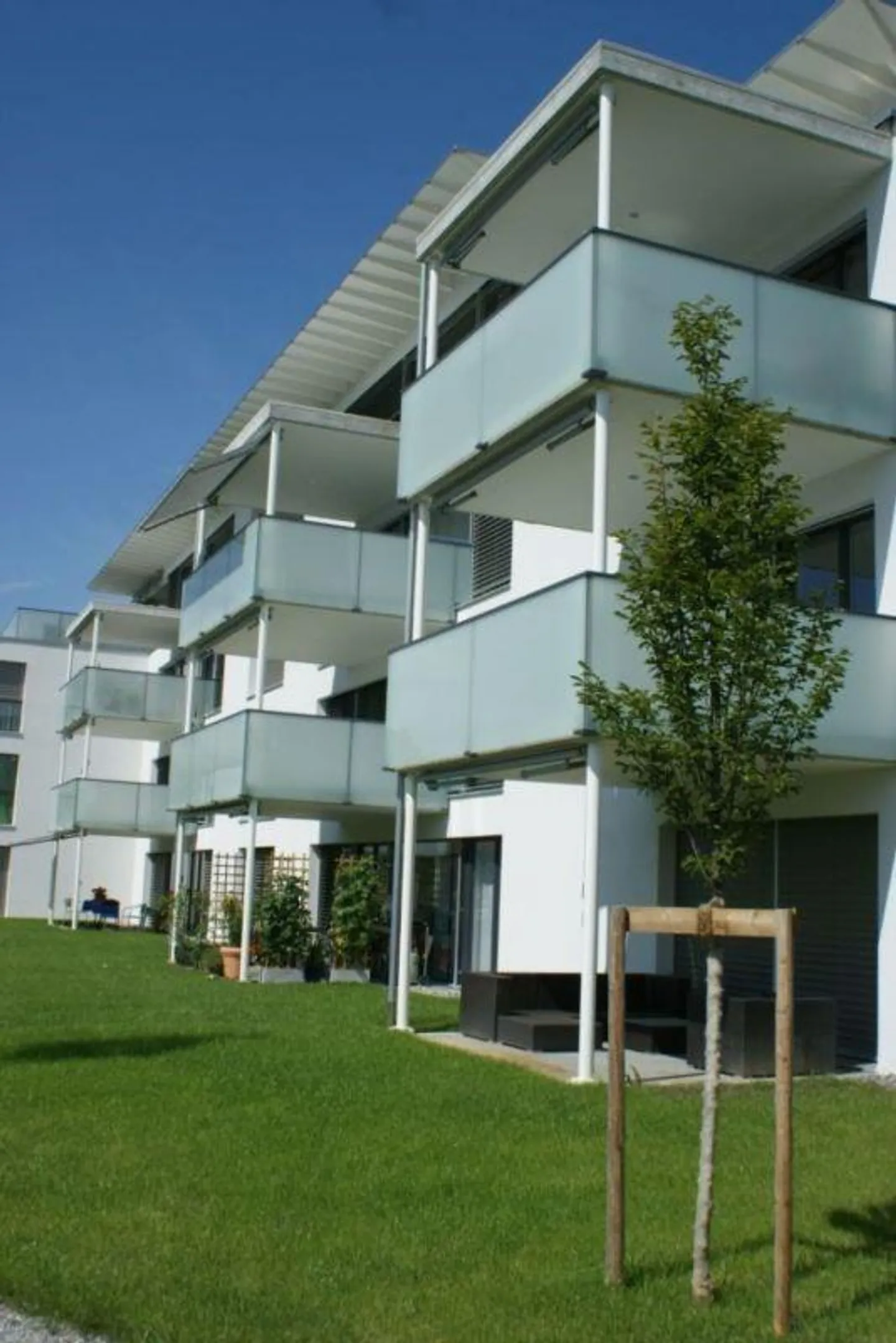 Modernes 4.5-Zimmer-Apartment in Aarberg - Foto 2 von 10