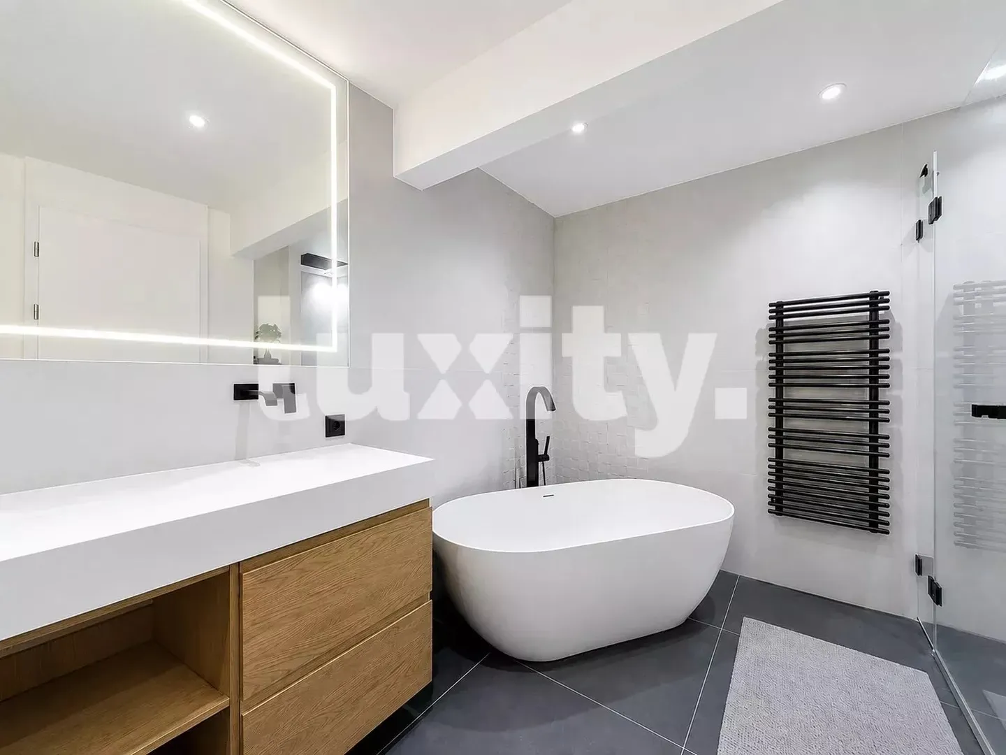Appartamento moderno con terrazza - Foto 4 di 4