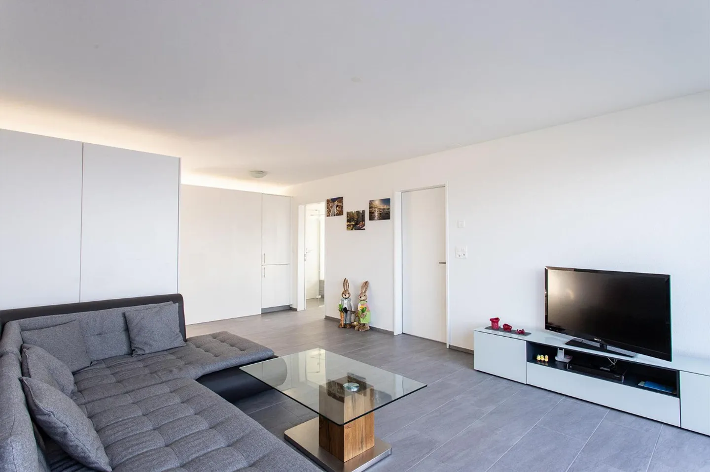 Penthouse apartment with lake and panoramic view! - Photo 3 of 7