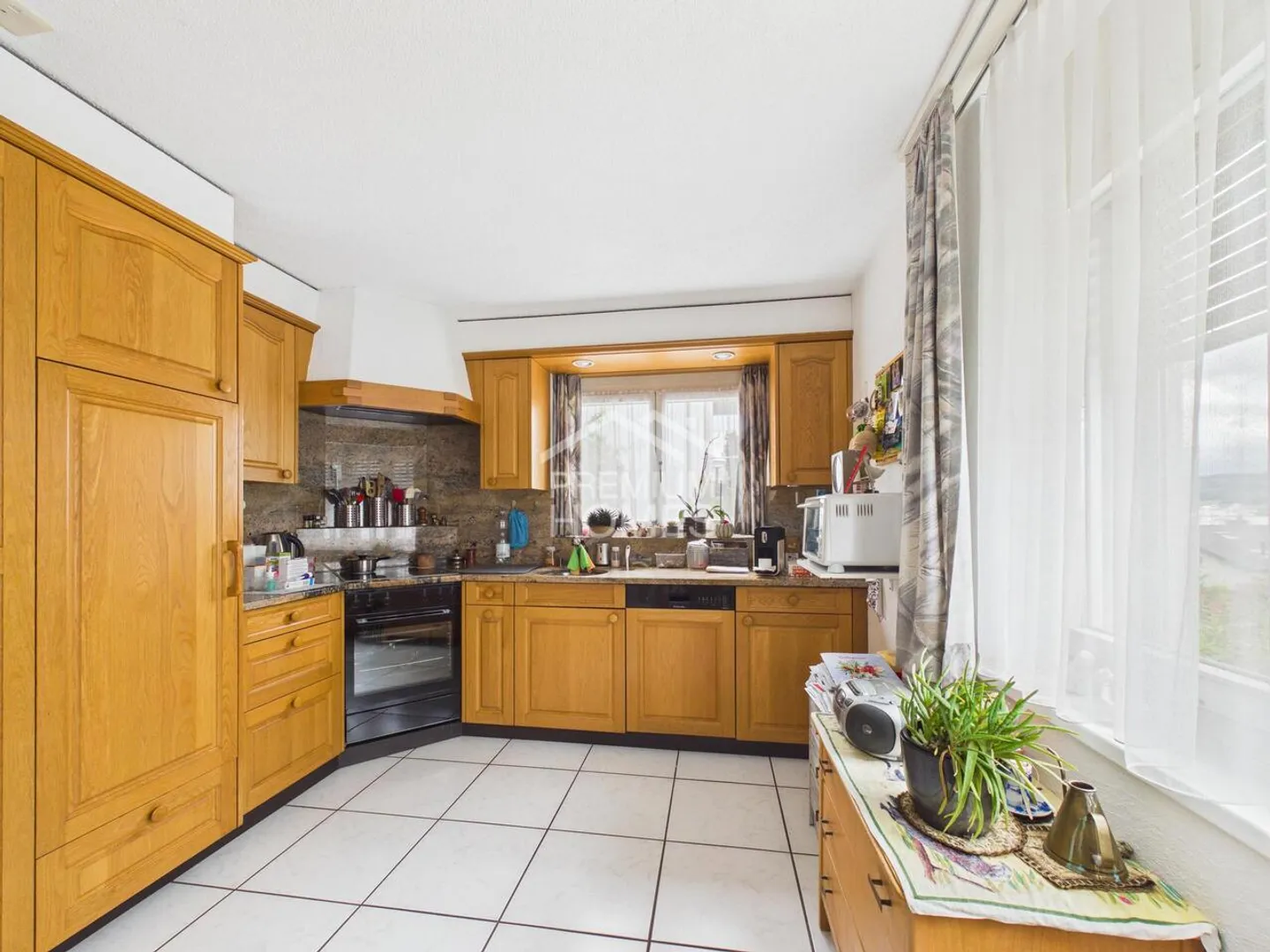Maison familiale avec appartement - Potentiel dans le meilleur emplacement - Photo 6 sur 13