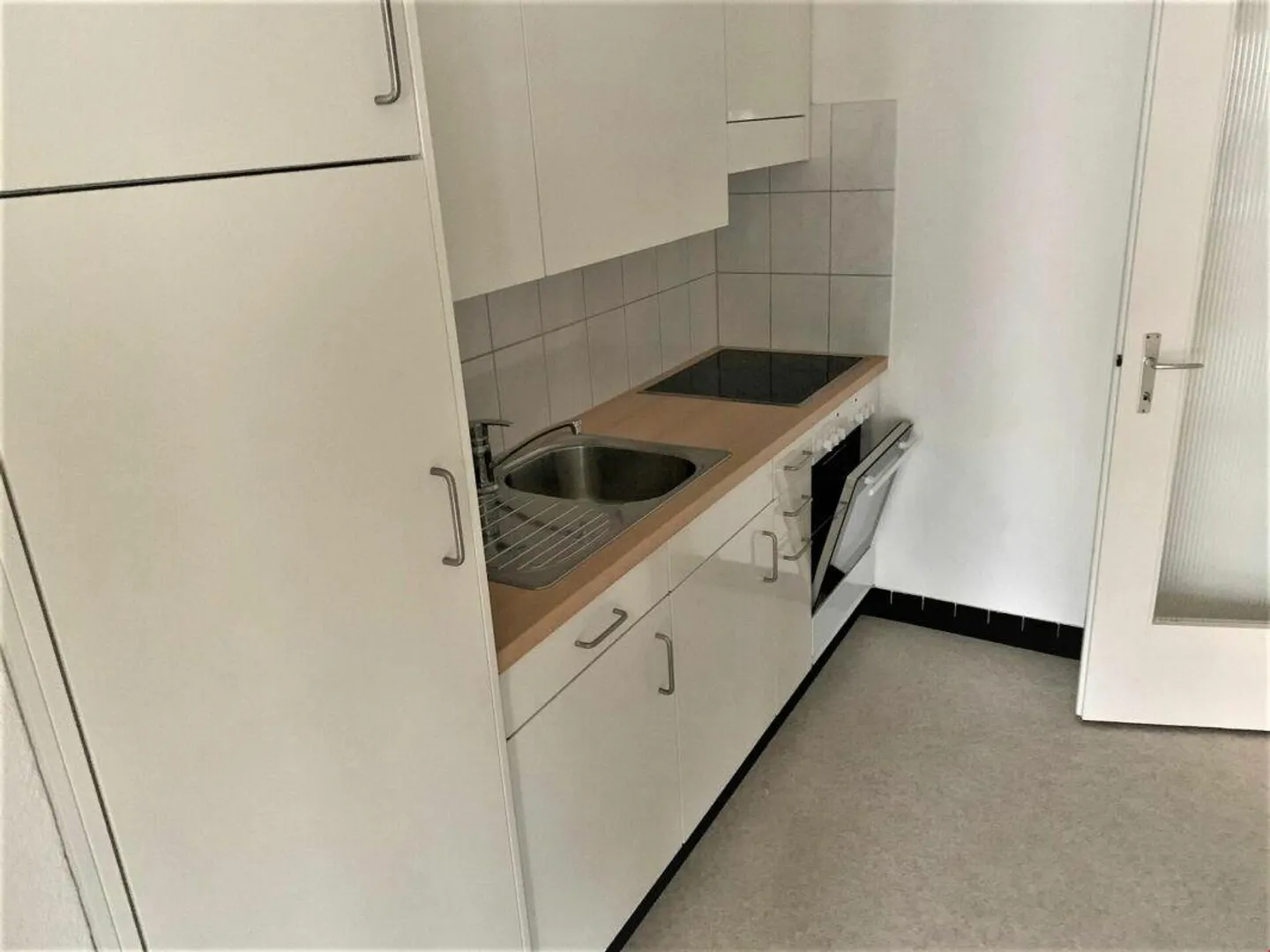 Geräumige Wohnung mit Balkon - Foto 5 von 8