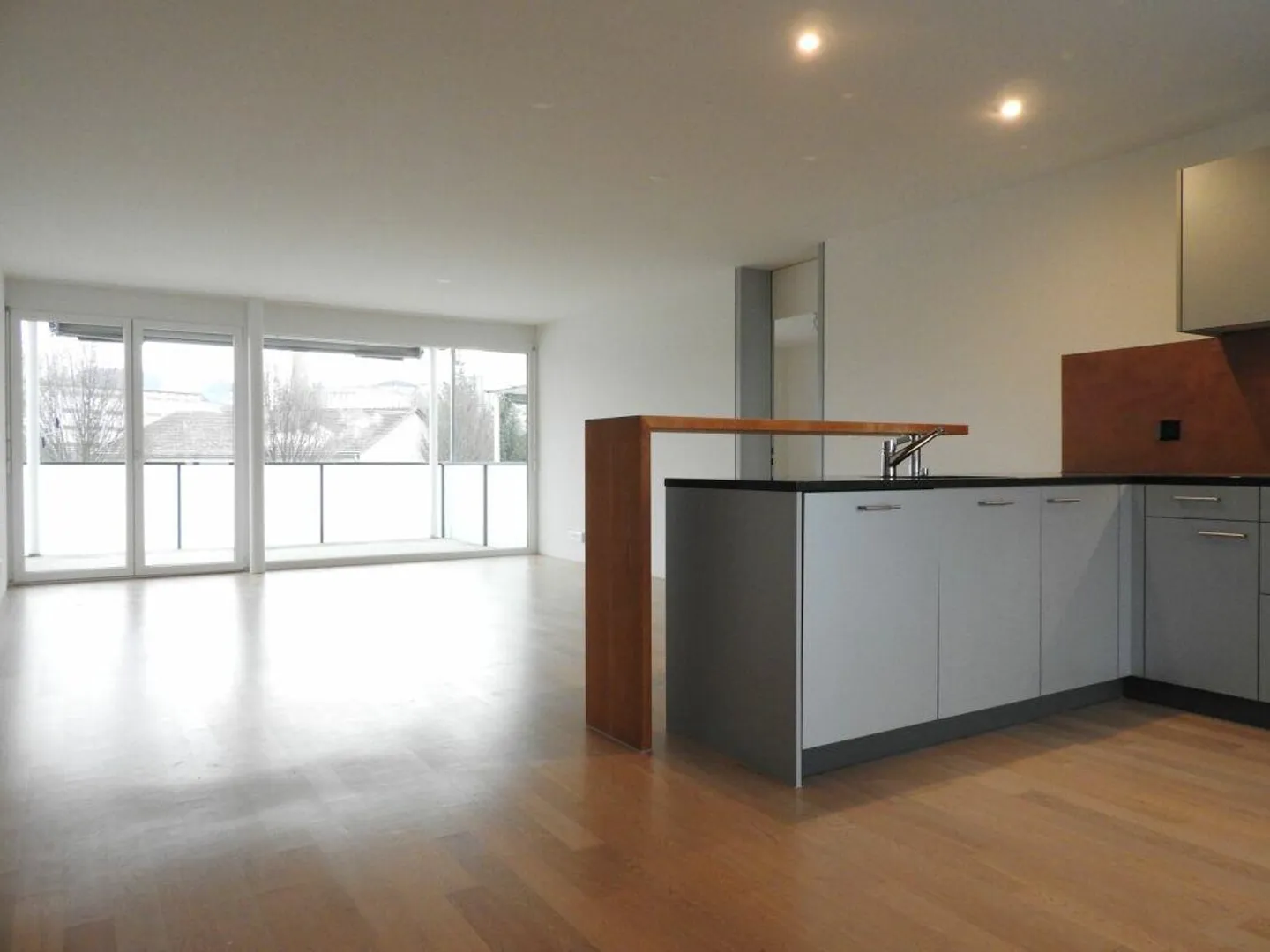 Modernes 4.5-Zimmer-Apartment in Aarberg - Foto 4 von 10