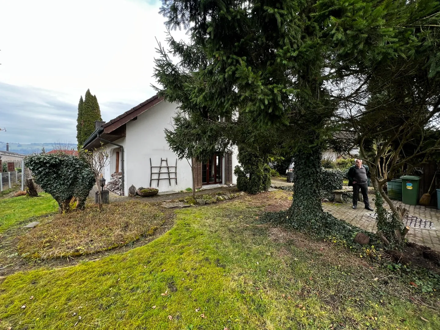 Maison de 6 pièces adaptée aux enfants avec grand jardin - Photo 16 sur 17