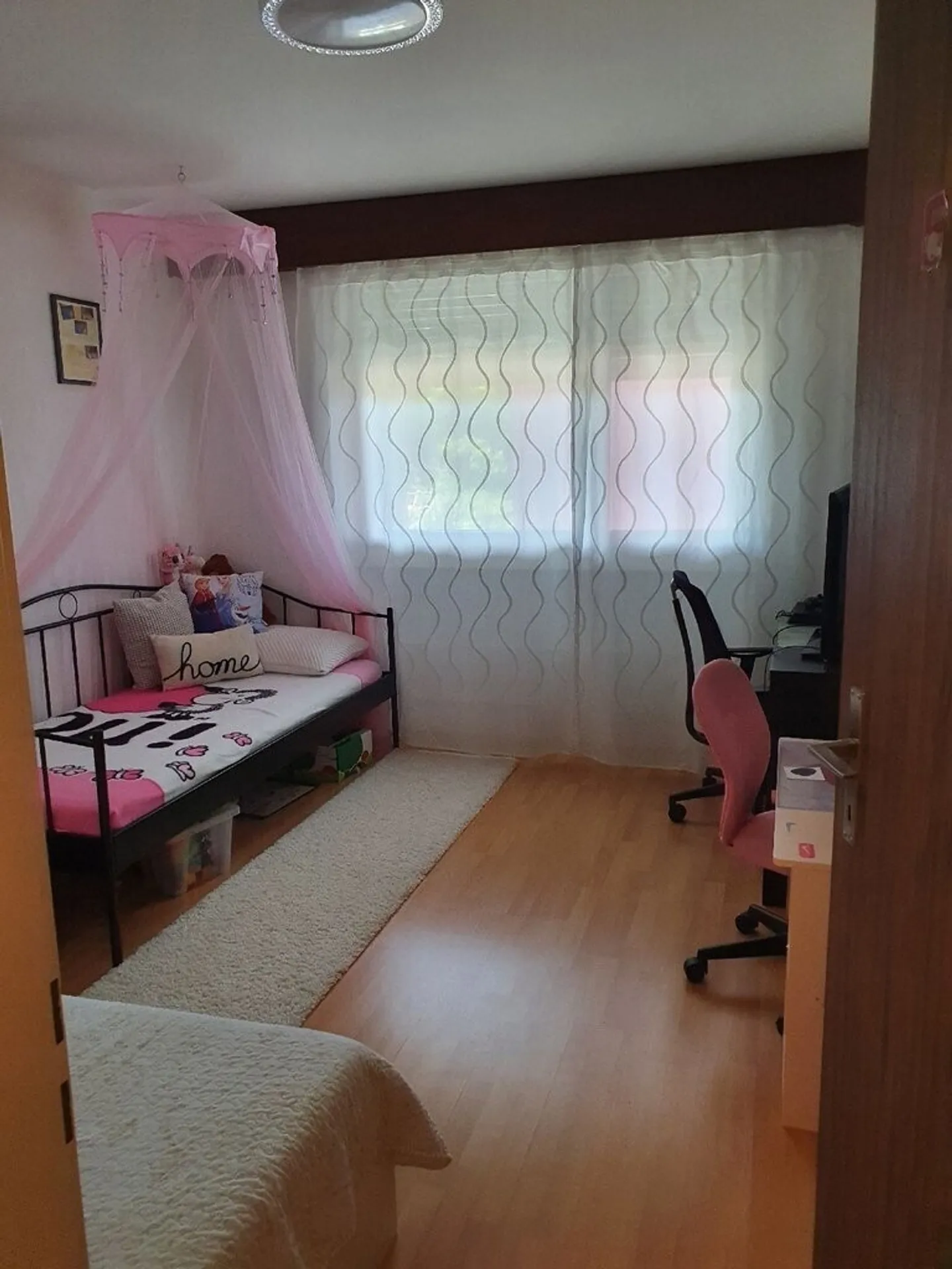 Beautiful apartment in Allenwinden seeks new residents! - Photo 4 of 9