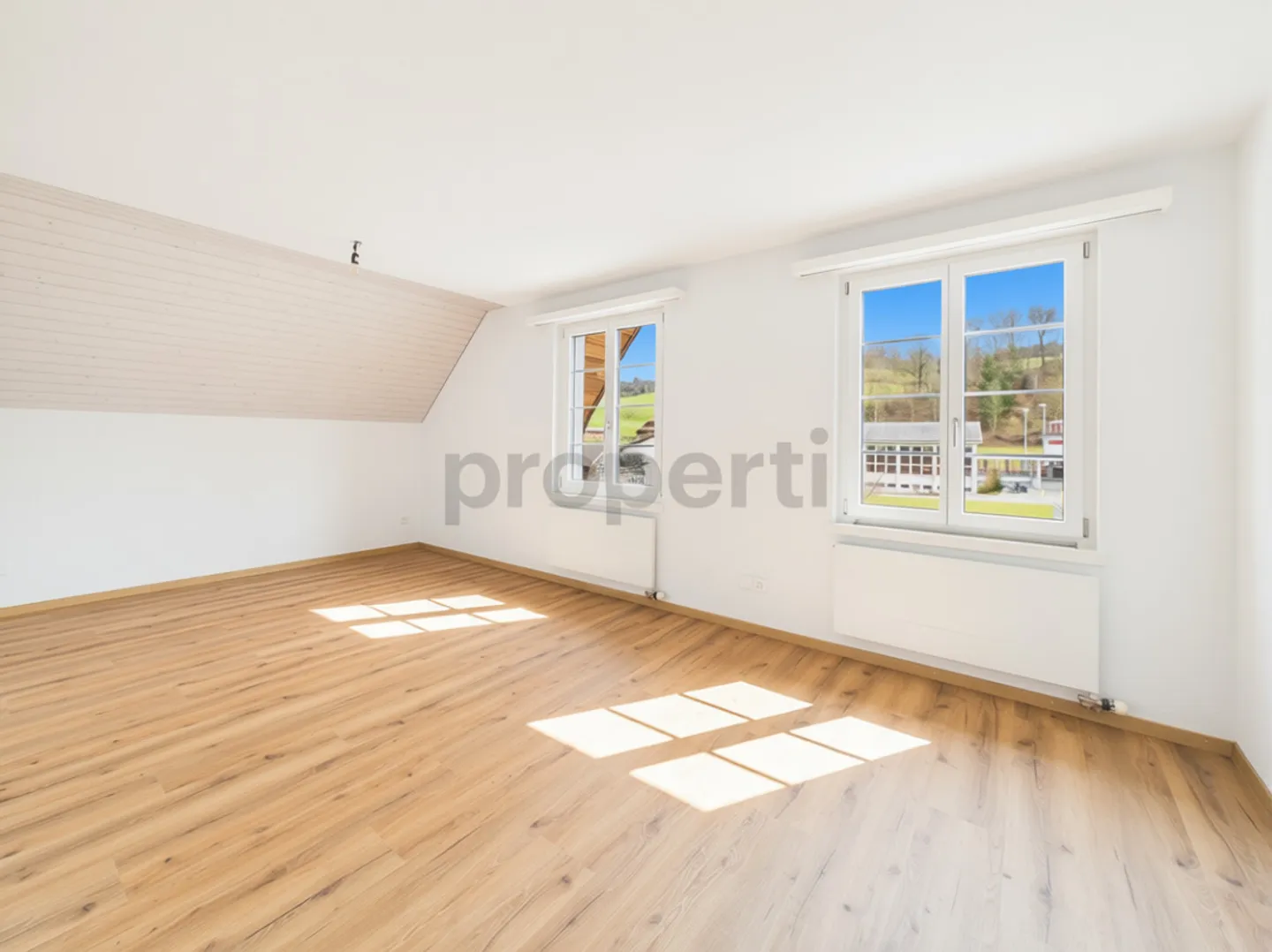 Appartamento luminoso 4.5 locali - Foto 4 di 10