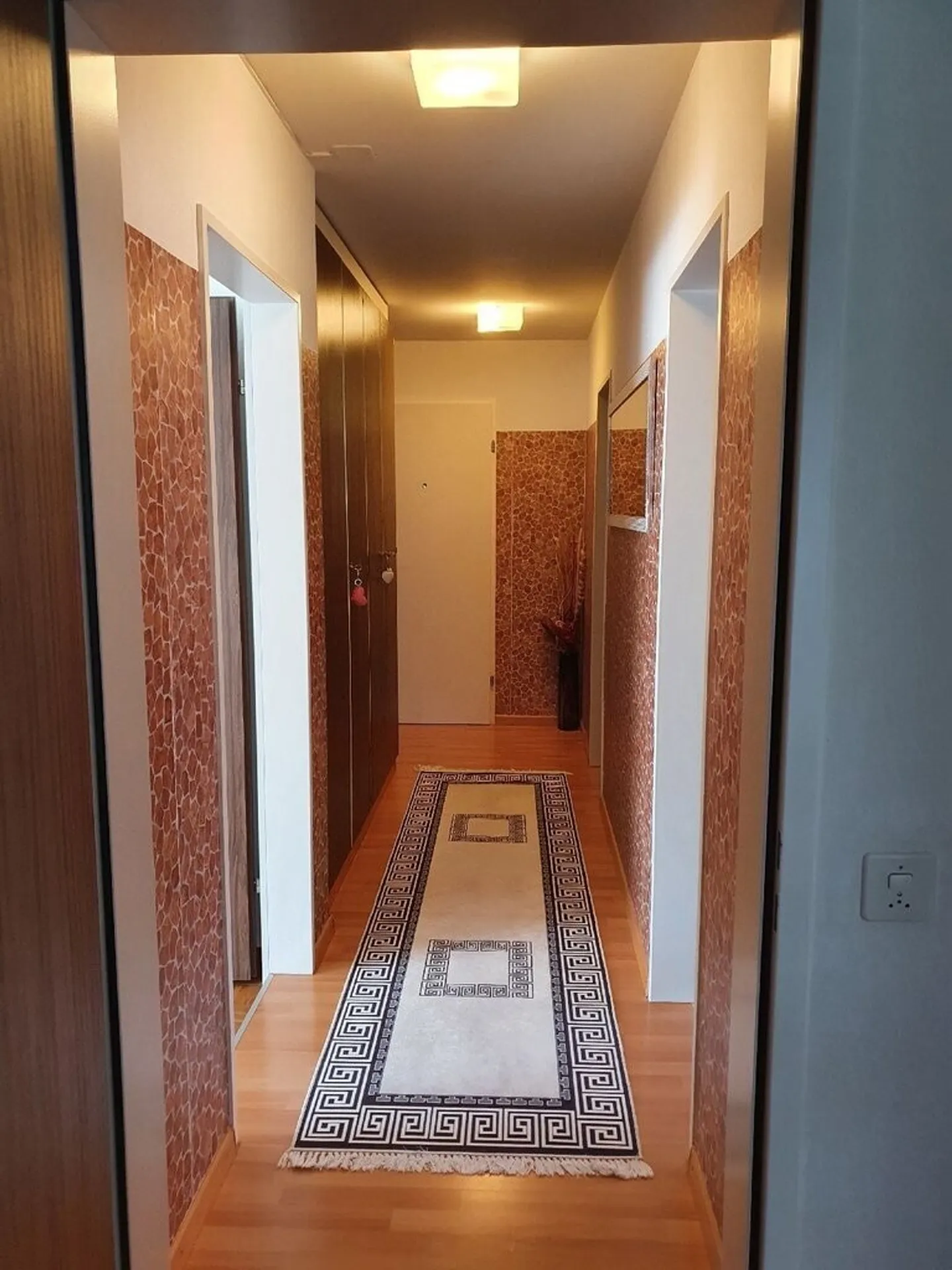 Beautiful apartment in Allenwinden seeks new residents! - Photo 7 of 9