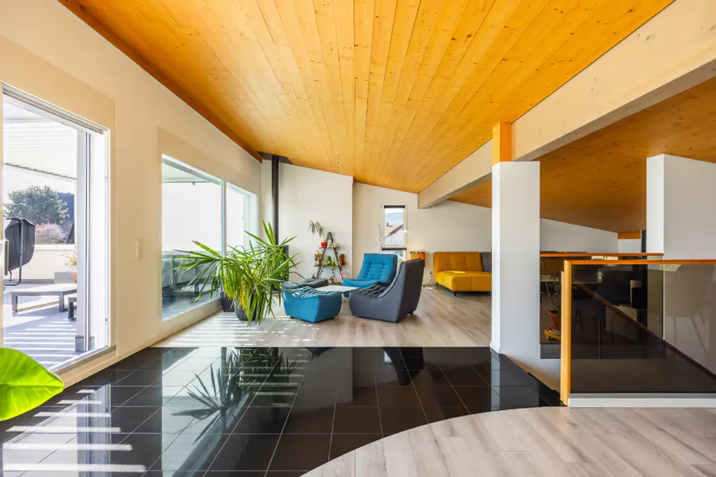 Rare for sale: duplex penthouse with large terrace - Photo 7 of 13