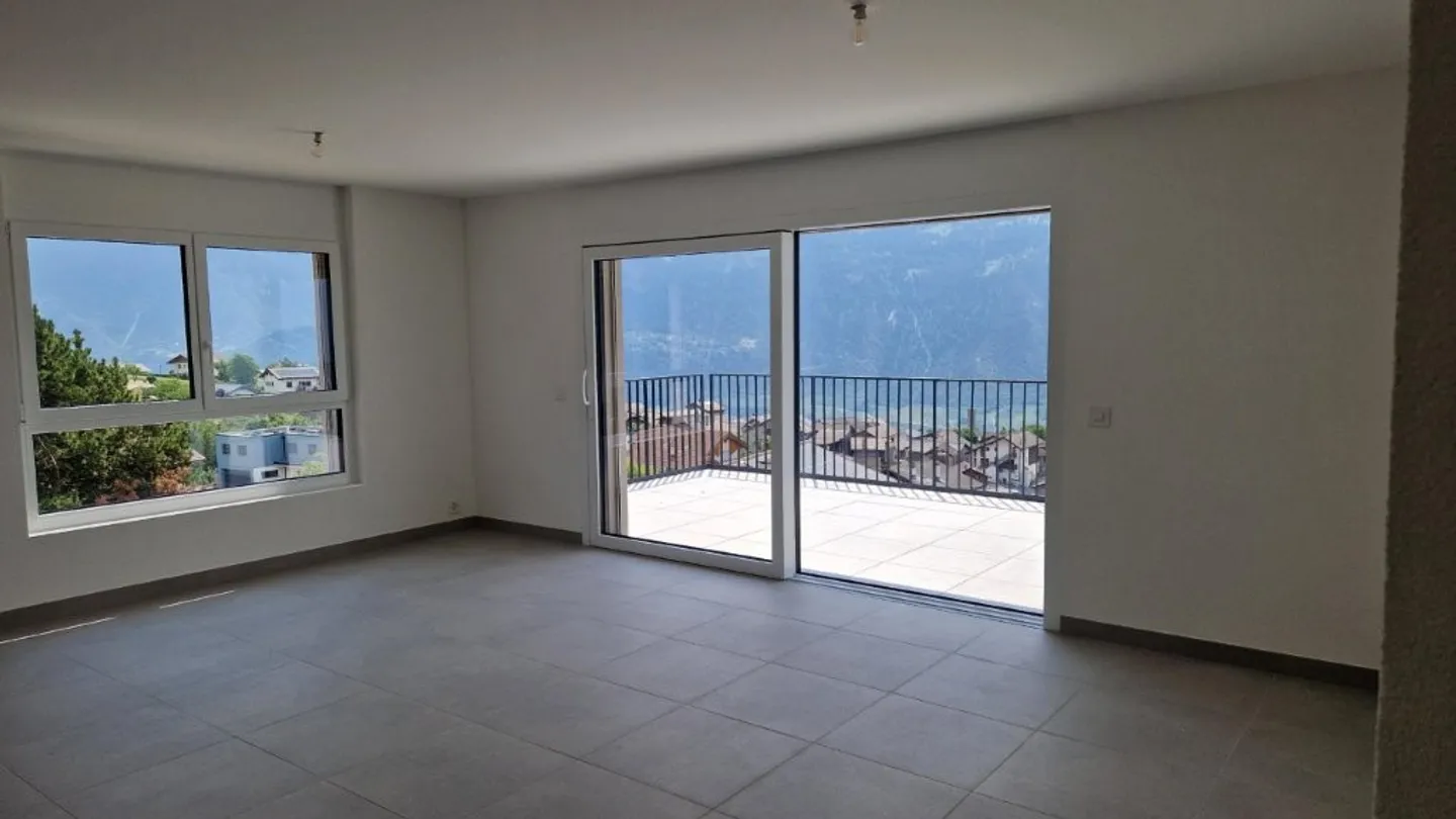 3.5 Room Apartment - Photo 6 of 6
