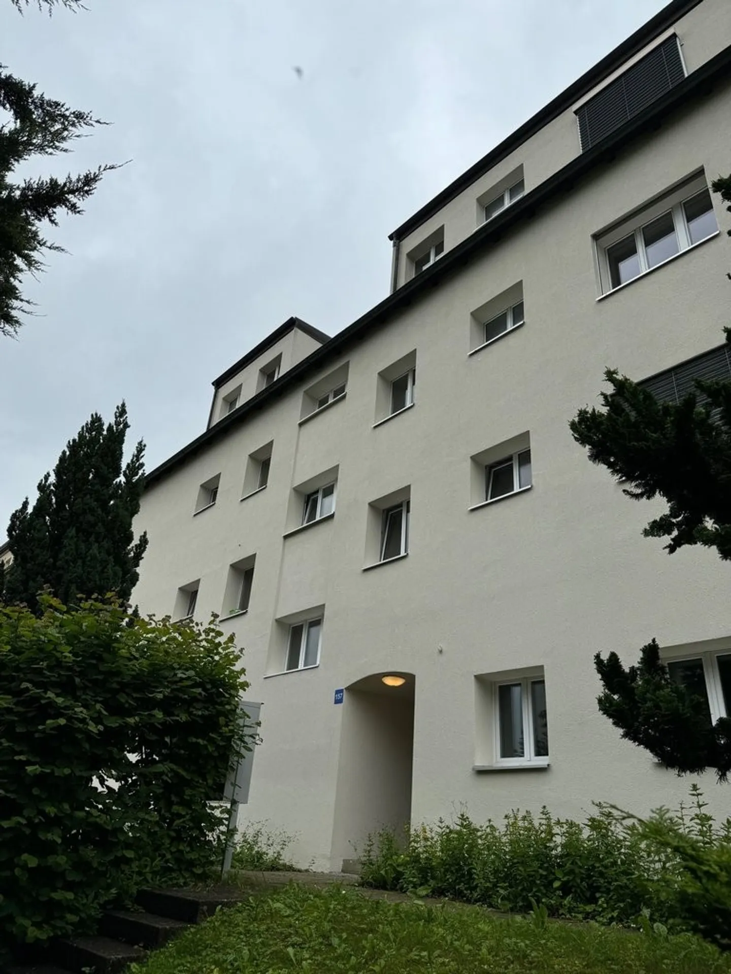 Appartement moderne de 2 pièces à louer dans le district 6 de Zurich - Photo 1 sur 8