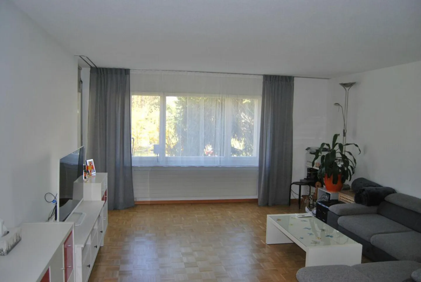 4.5-Room Apartment in the Green - Photo 4 of 4