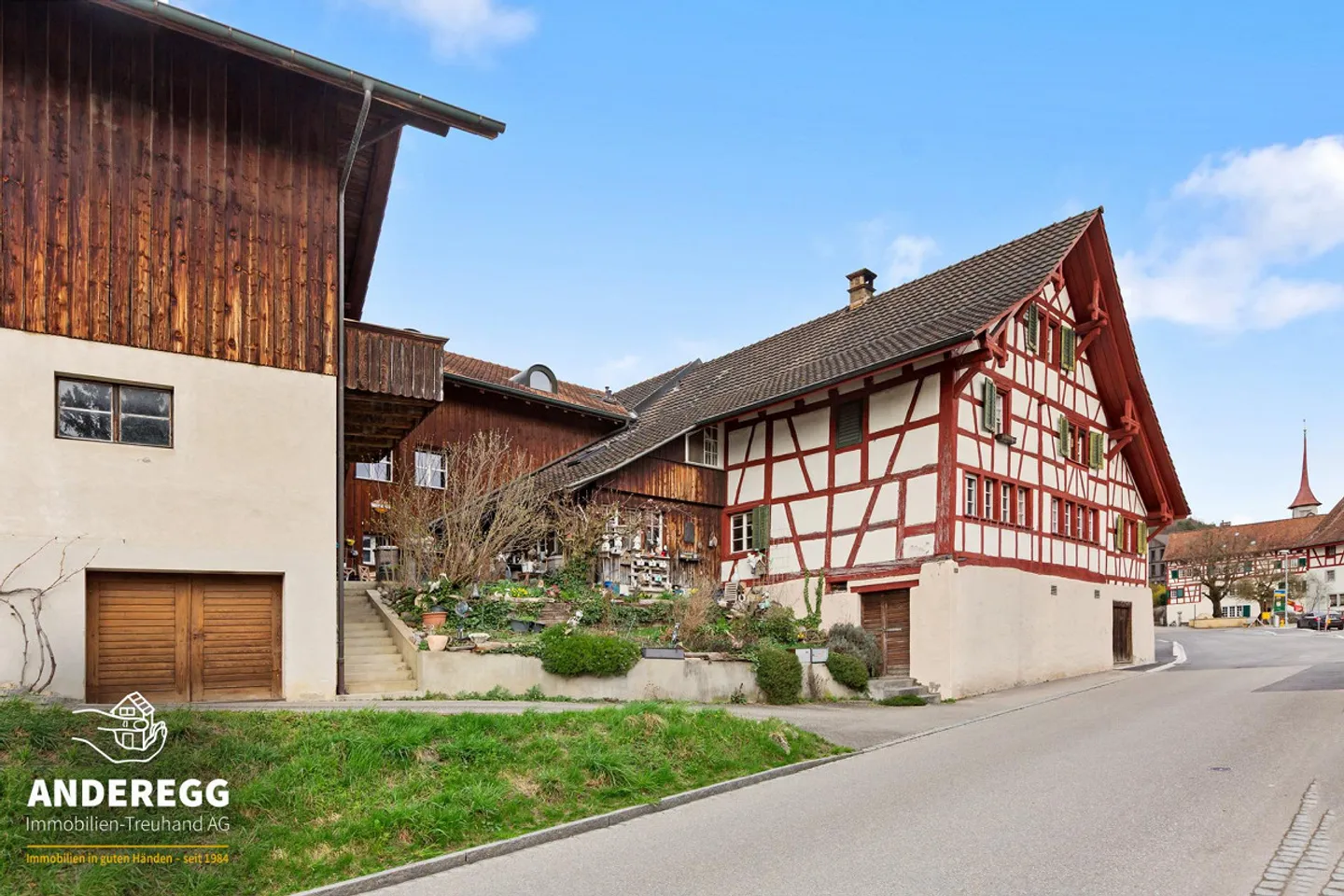 3 plots with 2 multi-family houses, yield and new construction potential - owner-occupiers... - Photo 3 of 13