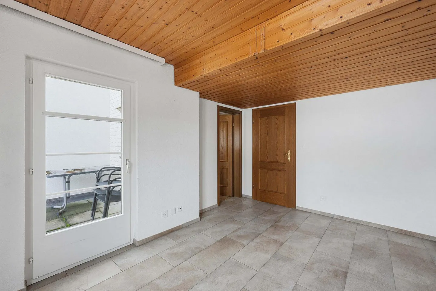 2.5-Room Apartment - Photo 6 of 7