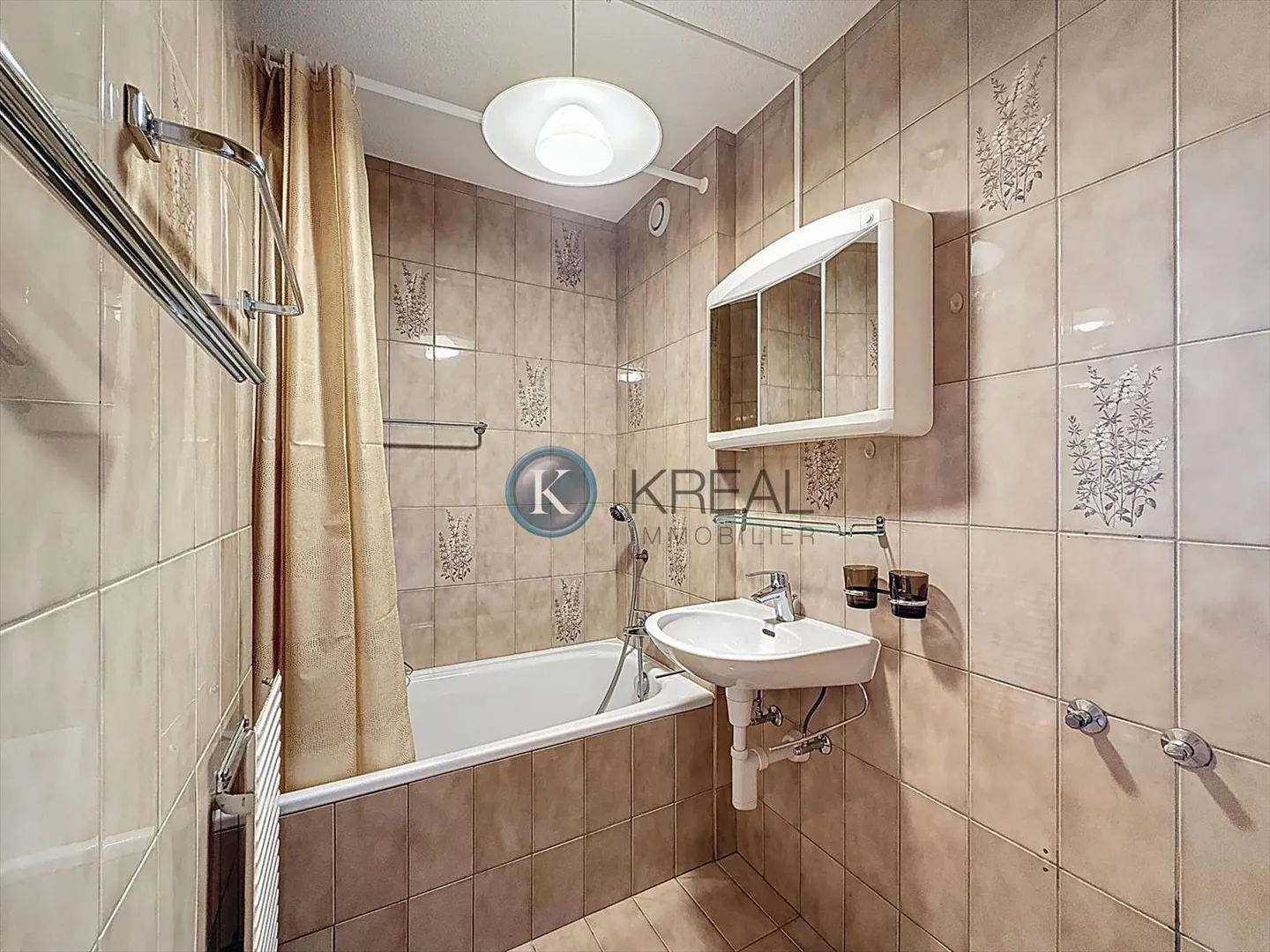 Charmantes 2.5-Zimmer-Wohnung in einem außergewöhnlichen Naturszenario! - Foto 4 di 9