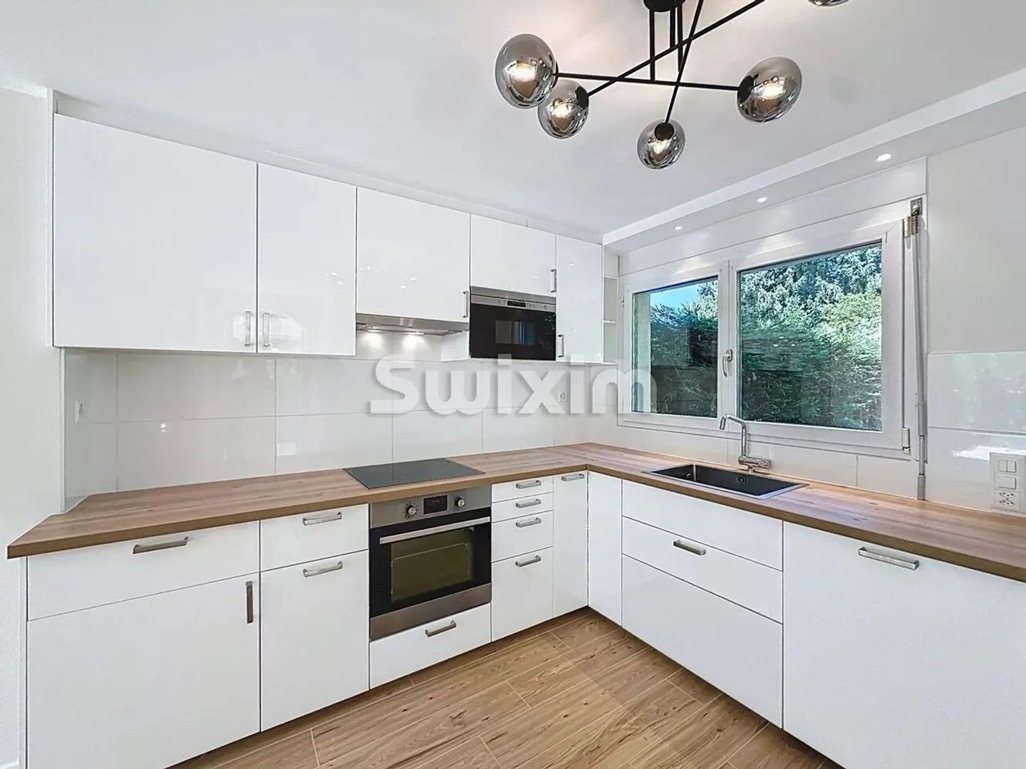 Single house for sale - Photo 3 of 13