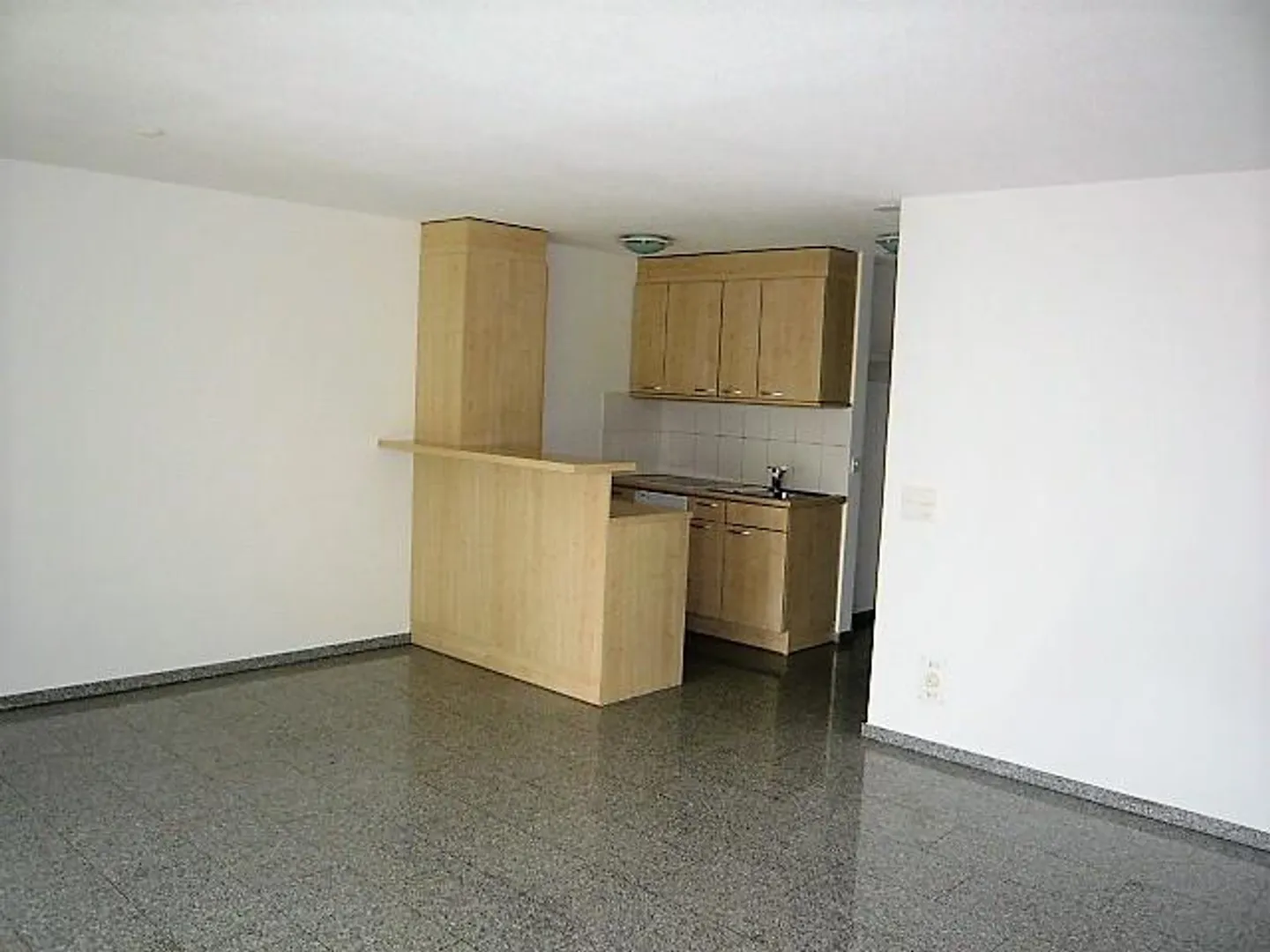 Appartement 2,5 pièces - Photo 5 sur 9