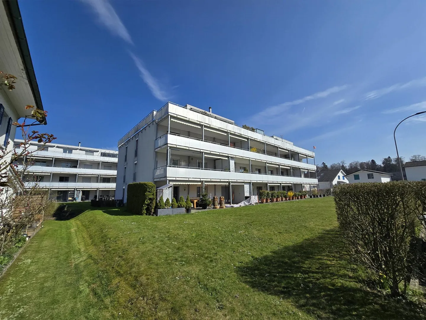 Appartement 4.5 pièces dans un emplacement central et familial - Photo 1 sur 10