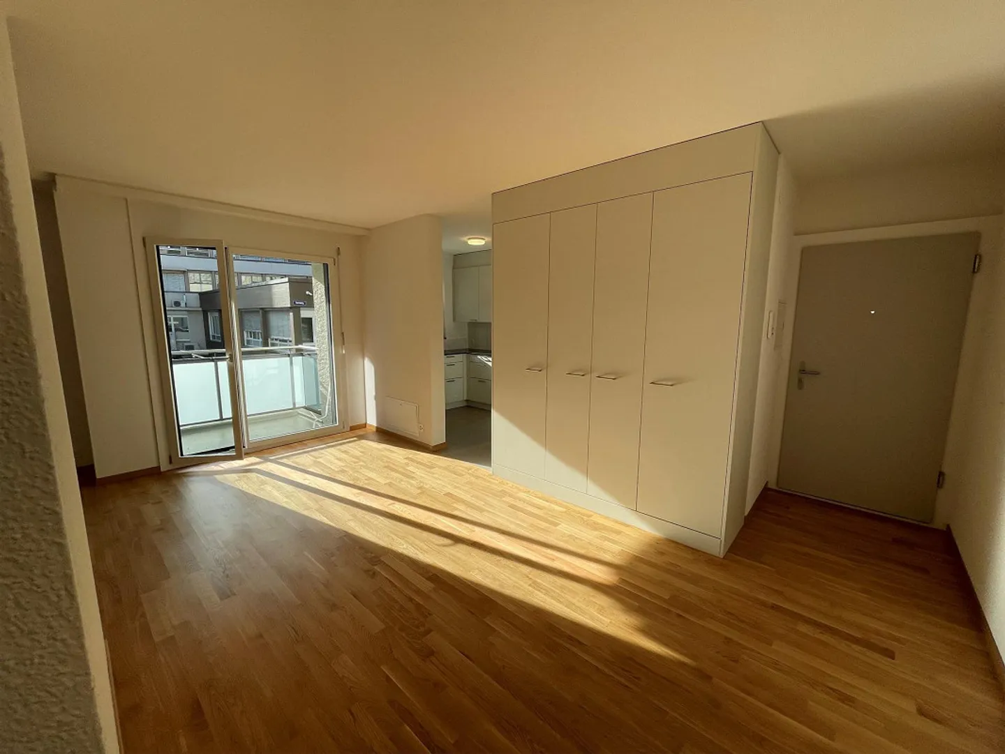 Renovated 2.5-room apartment in the Lorraine district - Photo 3 of 7