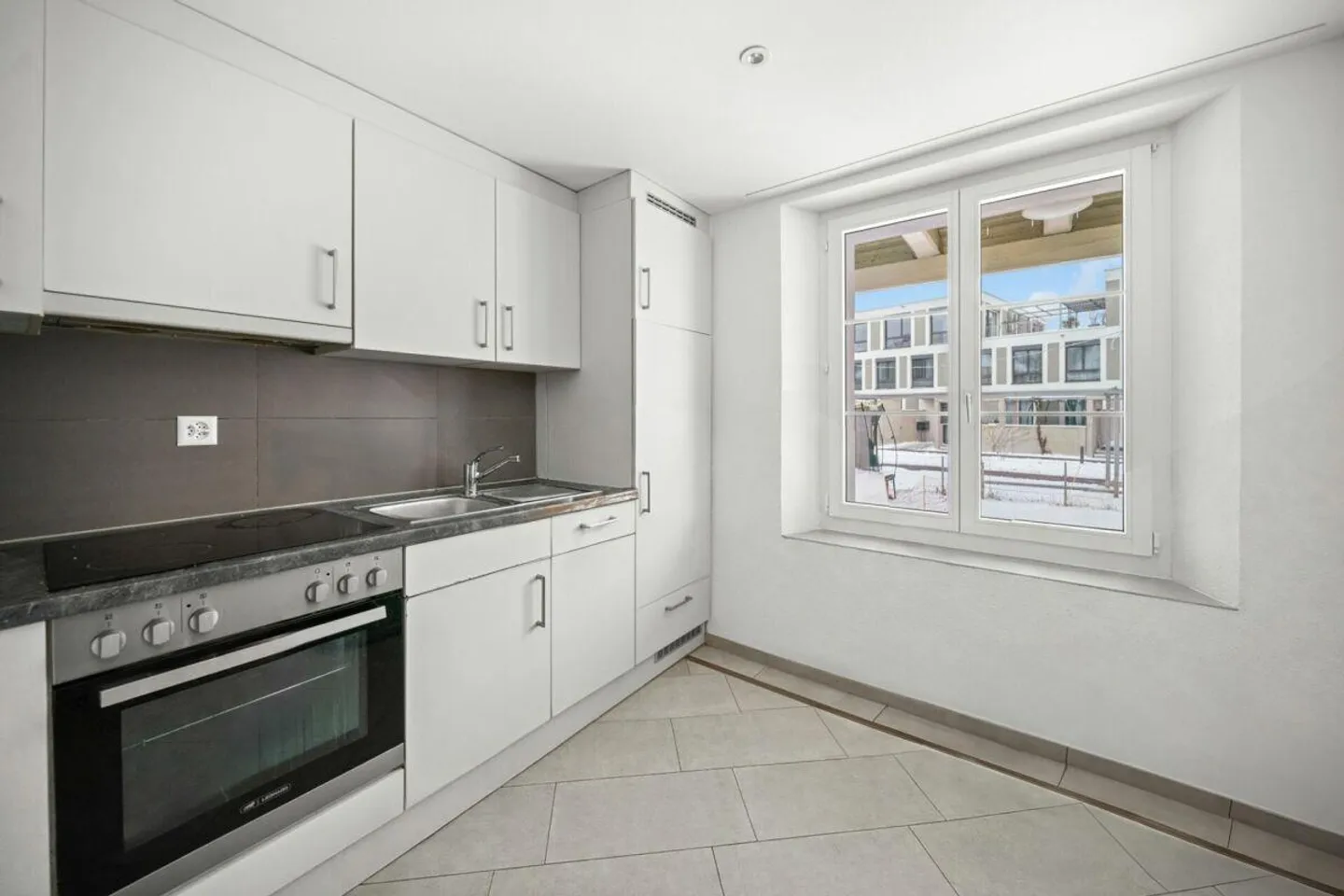 Charmante 3.5 Zimmer Wohnung - Foto 3 von 8