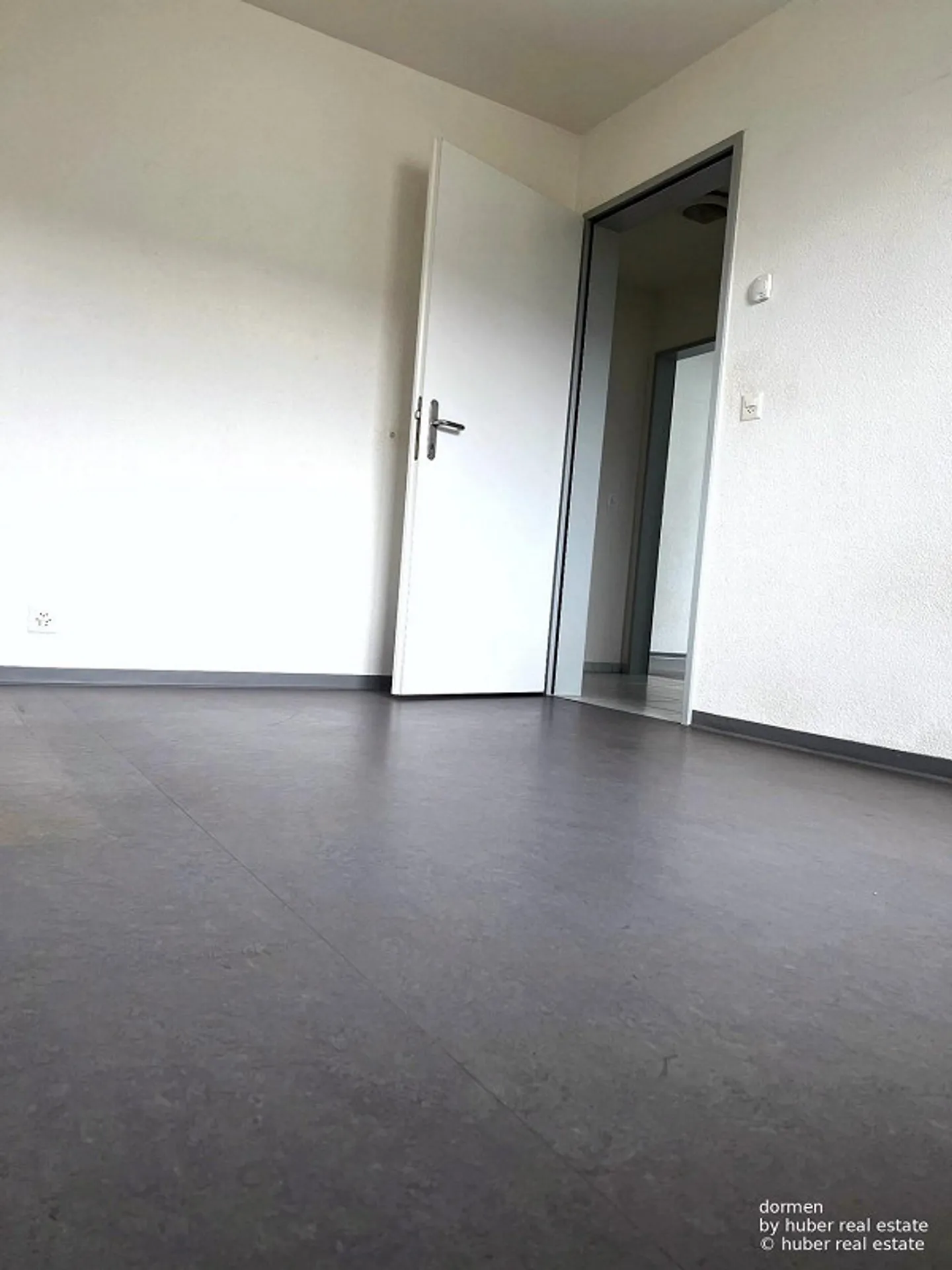 Ampio appartamento familiare conveniente vicino a Olten - Foto 7 di 13