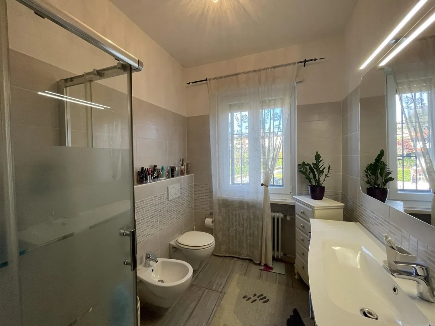 BEAUTIFUL SINGLE-FAMILY HOUSE 4.5 WITH LARGE GARDEN - Photo 6 of 13