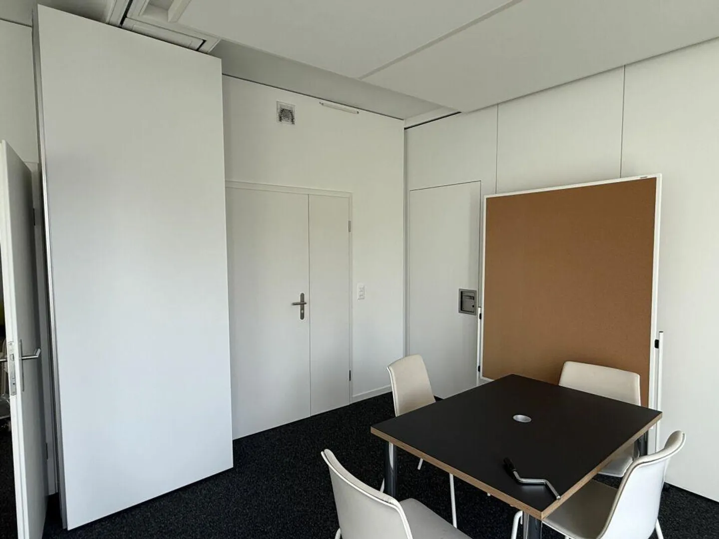 Representative new office spaces - Photo 5 of 12