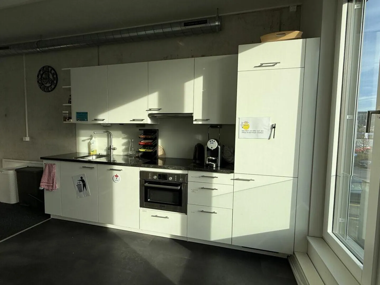 Representative new office spaces - Photo 6 of 12