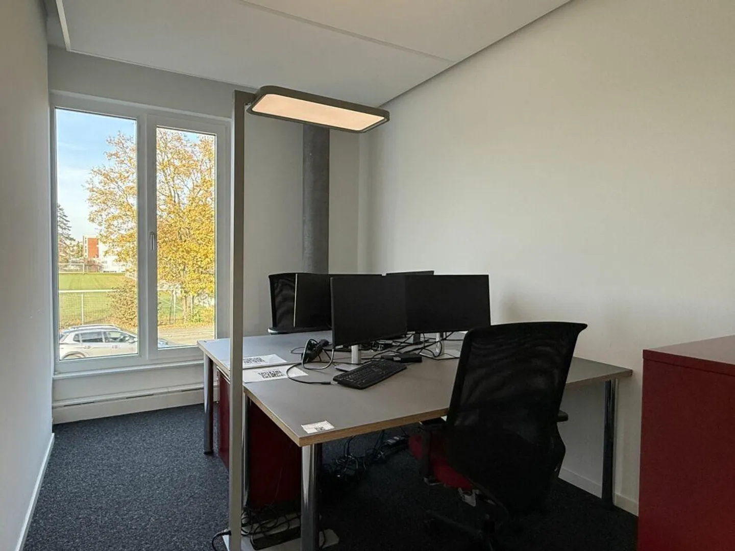 Representative new office spaces - Photo 7 of 12