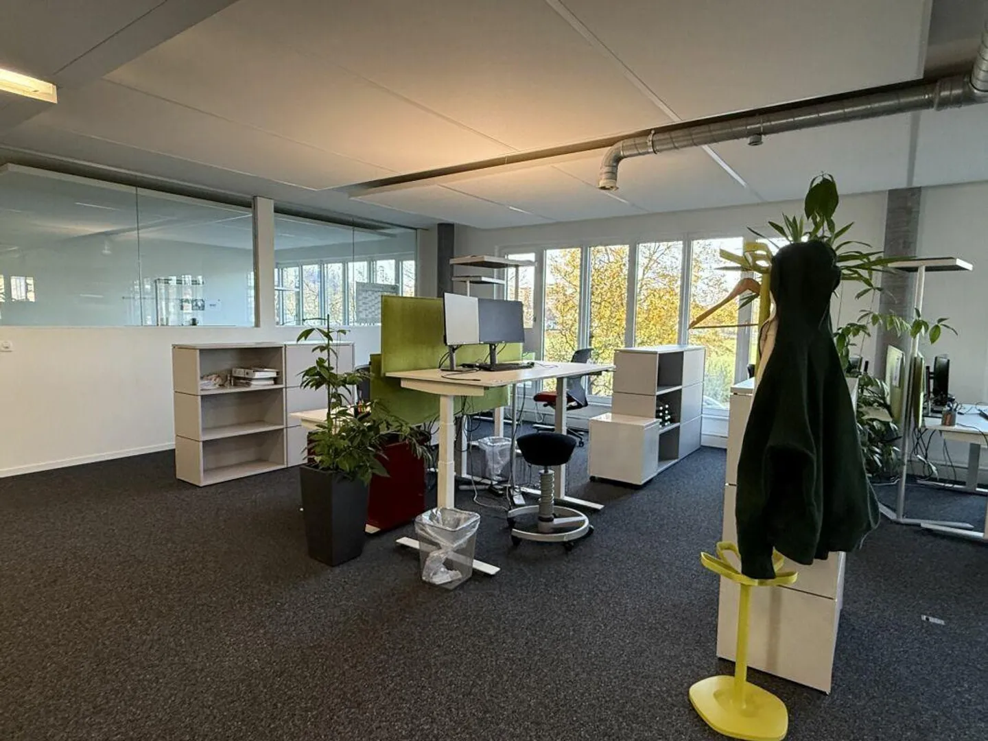 Representative new office spaces - Photo 9 of 12