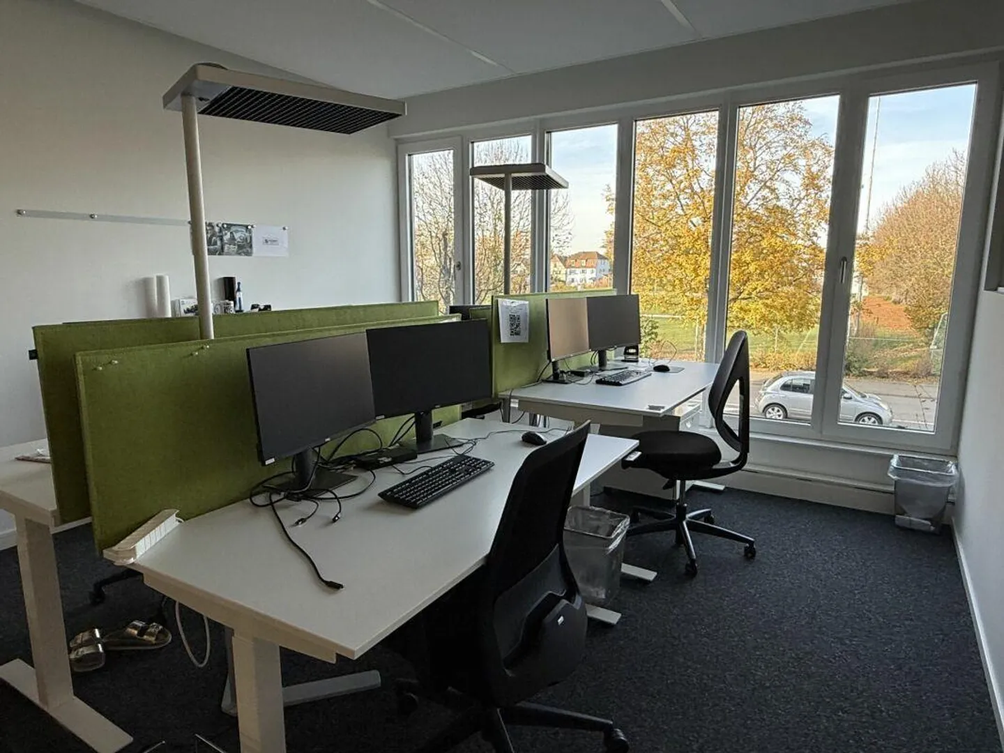 Representative new office spaces - Photo 10 of 12