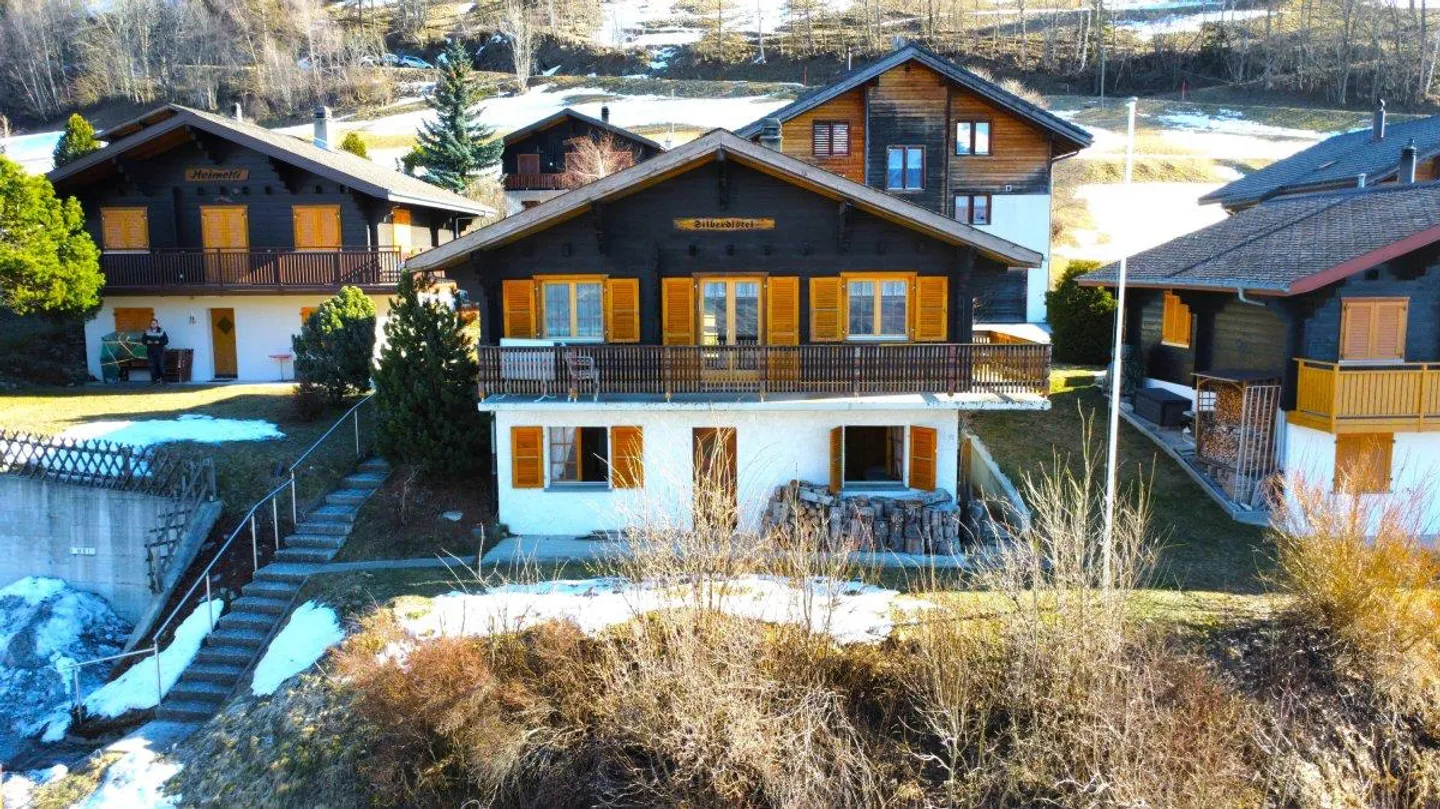 Chalet with charm and fantastic view in Ergisch - Photo 1 of 9