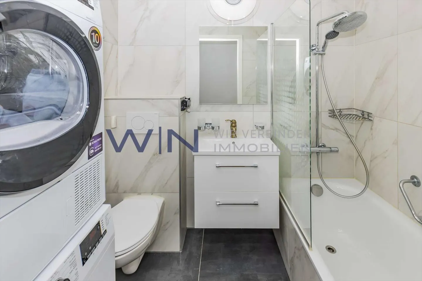 Family Klee-Blatt with Moments of Happiness - Photo 6 of 6