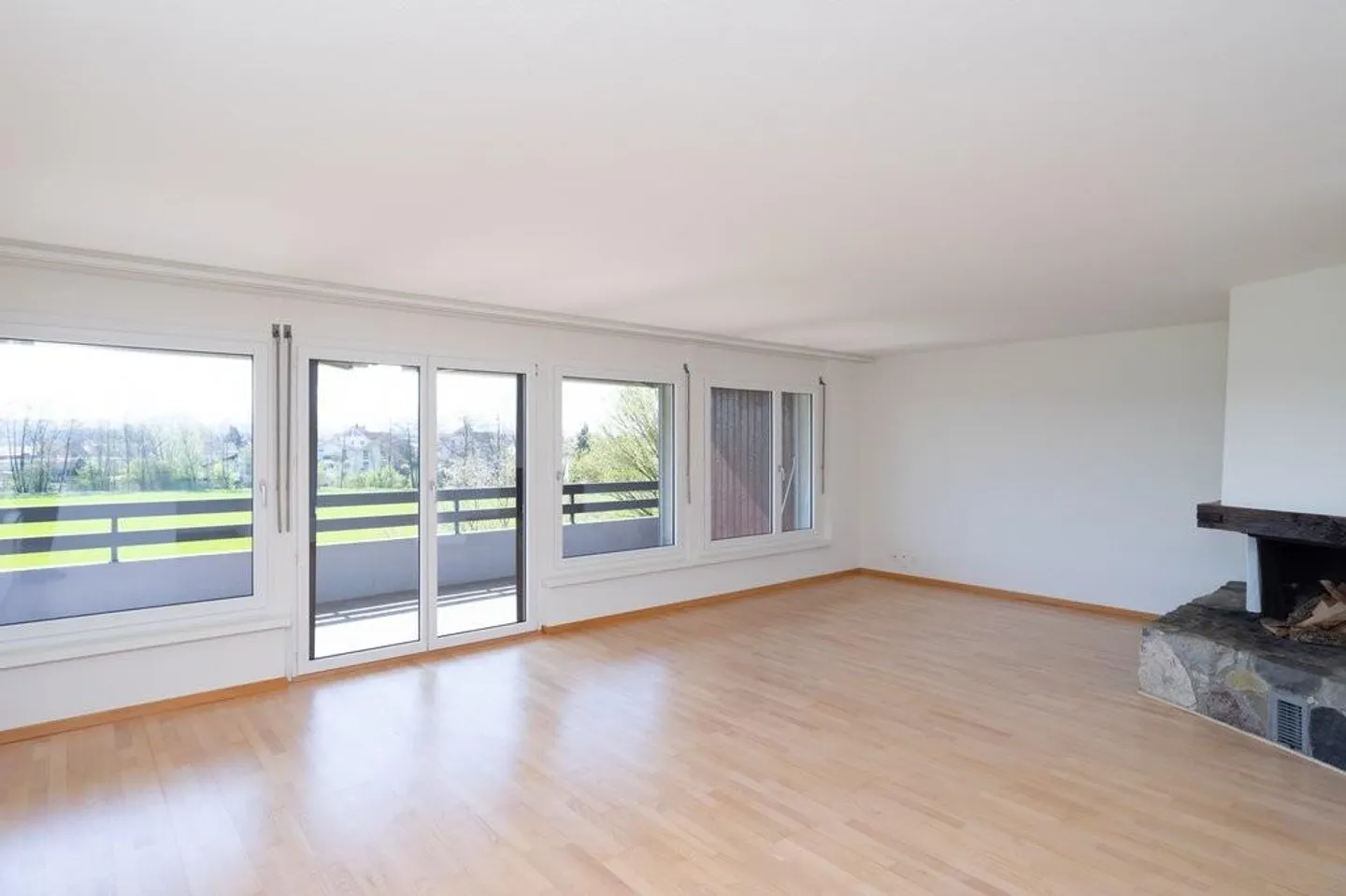 Spacious 4.5-room apartment in Studen BE - Photo 2 of 8