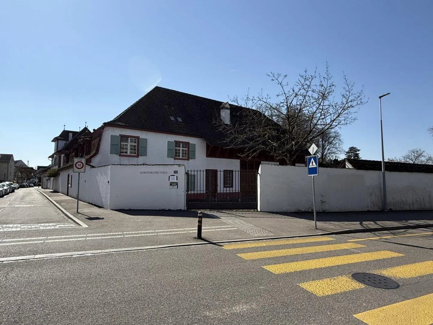 Historische Gewerbeliegenschaft - Foto 1 von 10