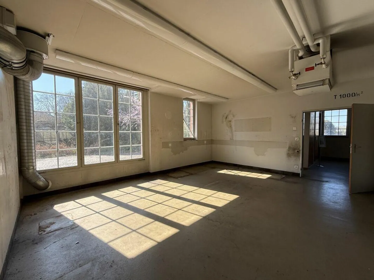 Historische Gewerbeliegenschaft - Foto 3 von 10