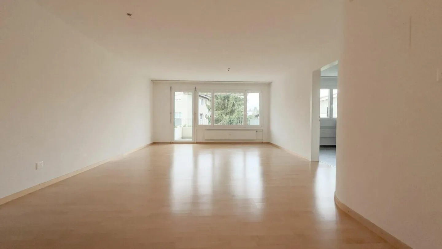 Bright and modern living - ideal 5.5-room apartment in the center of Go... - Photo 3 of 10