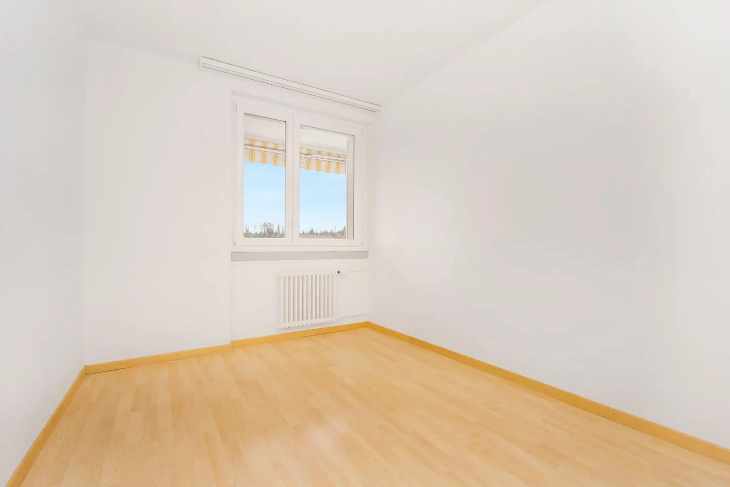 Welcome to your new home! - Photo 4 of 6