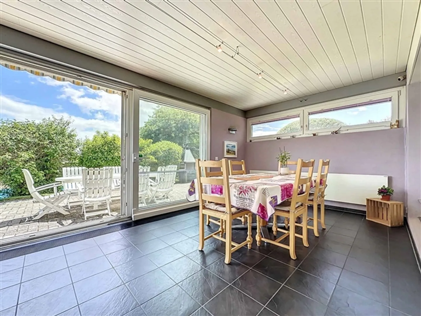 15 minutes from Lausanne, detached villa of 180 m2 in the heart of the village - Photo 6 of 13