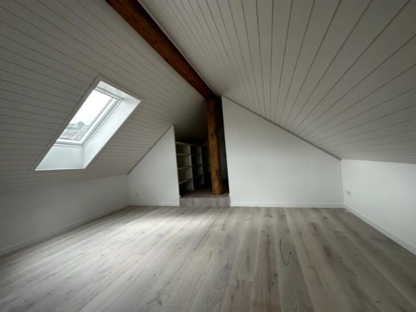 Appartement sous les toits confortable dans une propriété historique - Photo 8 sur 12