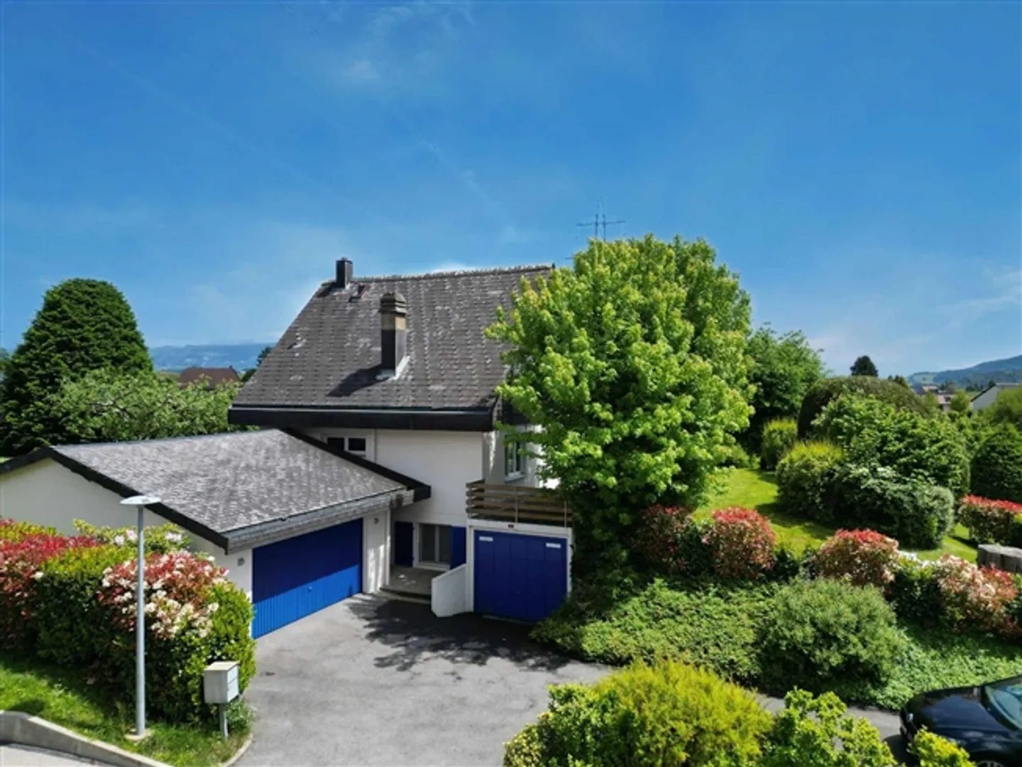 15 minutes from Lausanne, detached villa of 180 m2 in the heart of the village - Photo 12 of 13
