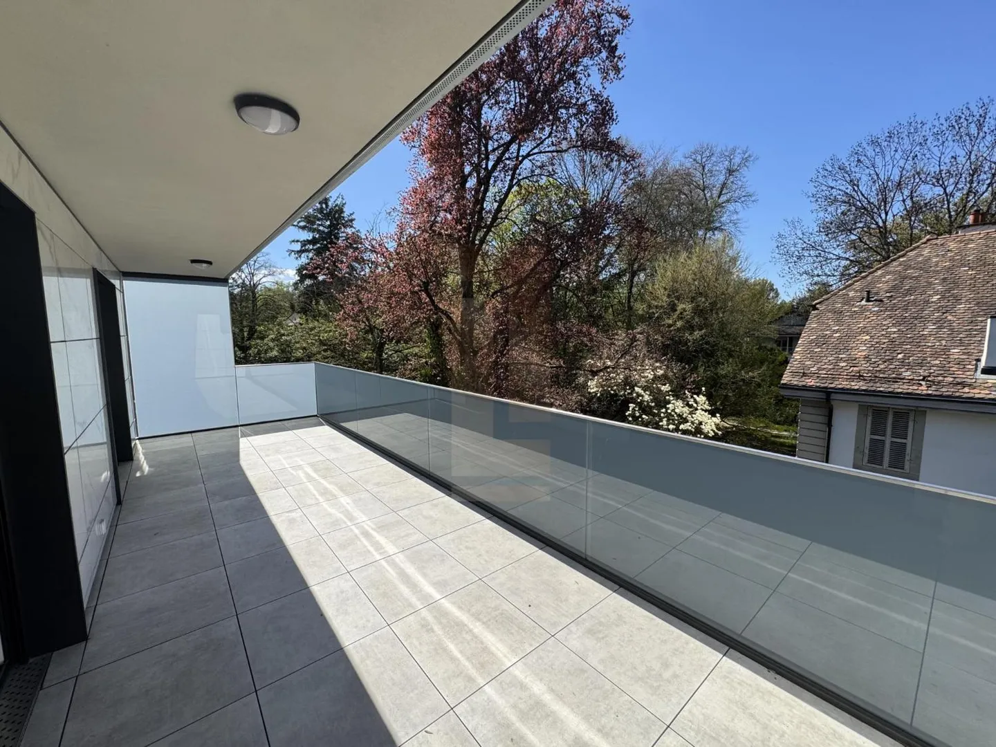 Appartement moderne à Chêne-Bougeries - Photo 5 sur 9