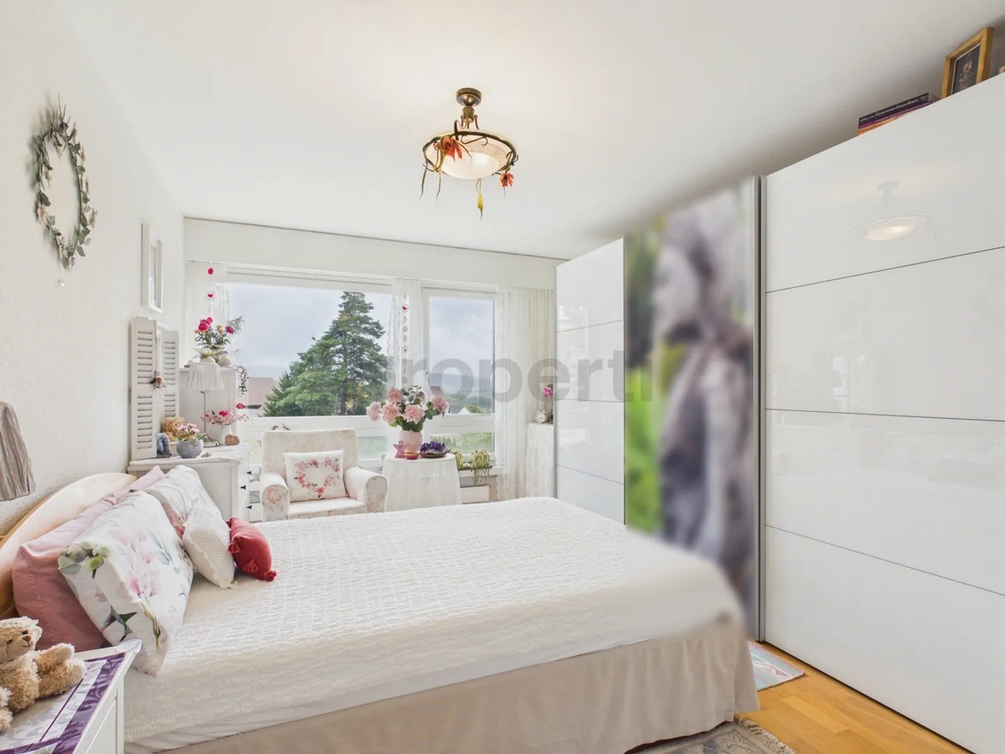 Appartement spacieux avec vue - Photo 7 sur 12