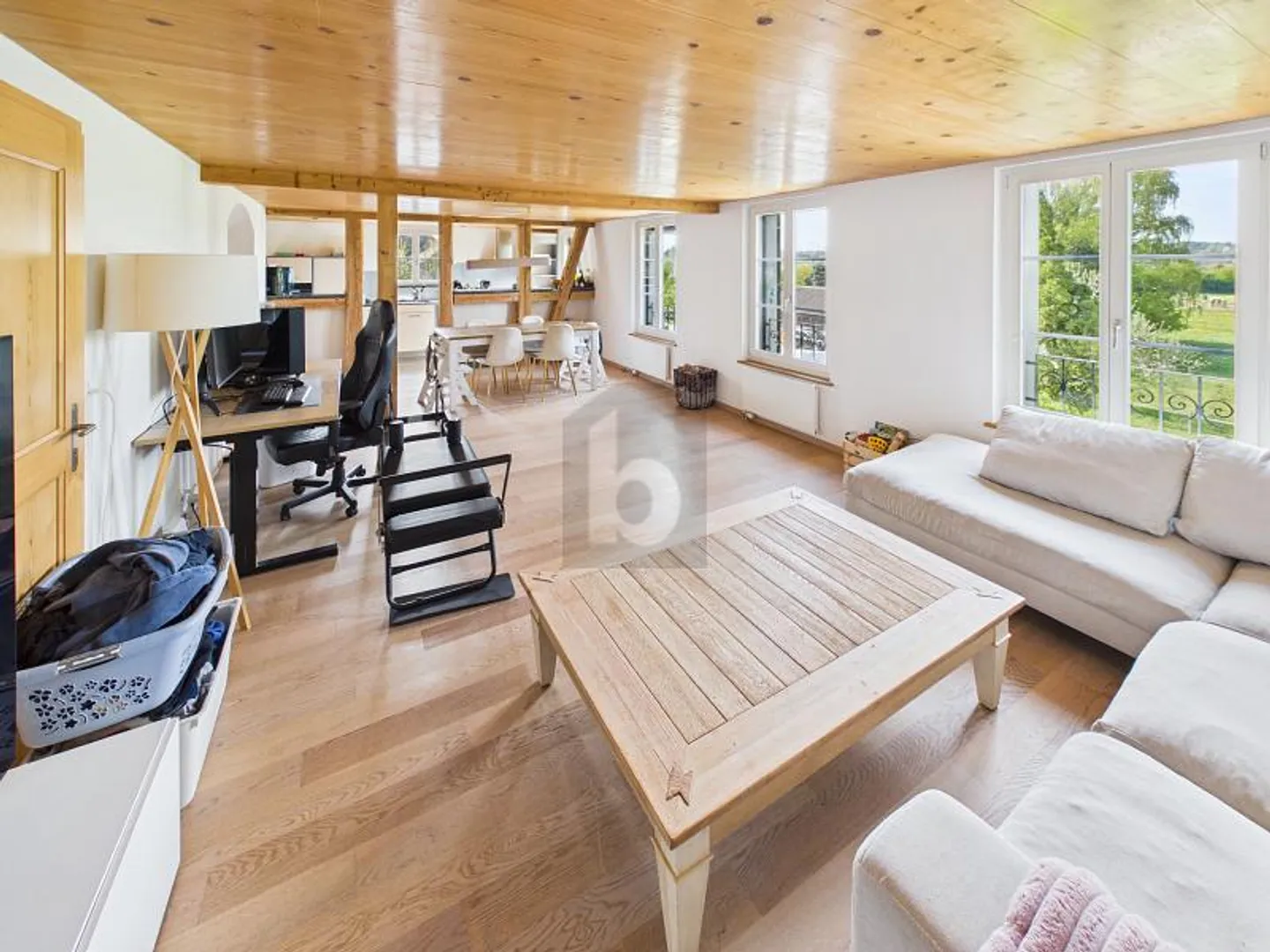 Grosszügige Maisonette mit Garten - Foto 3 von 6