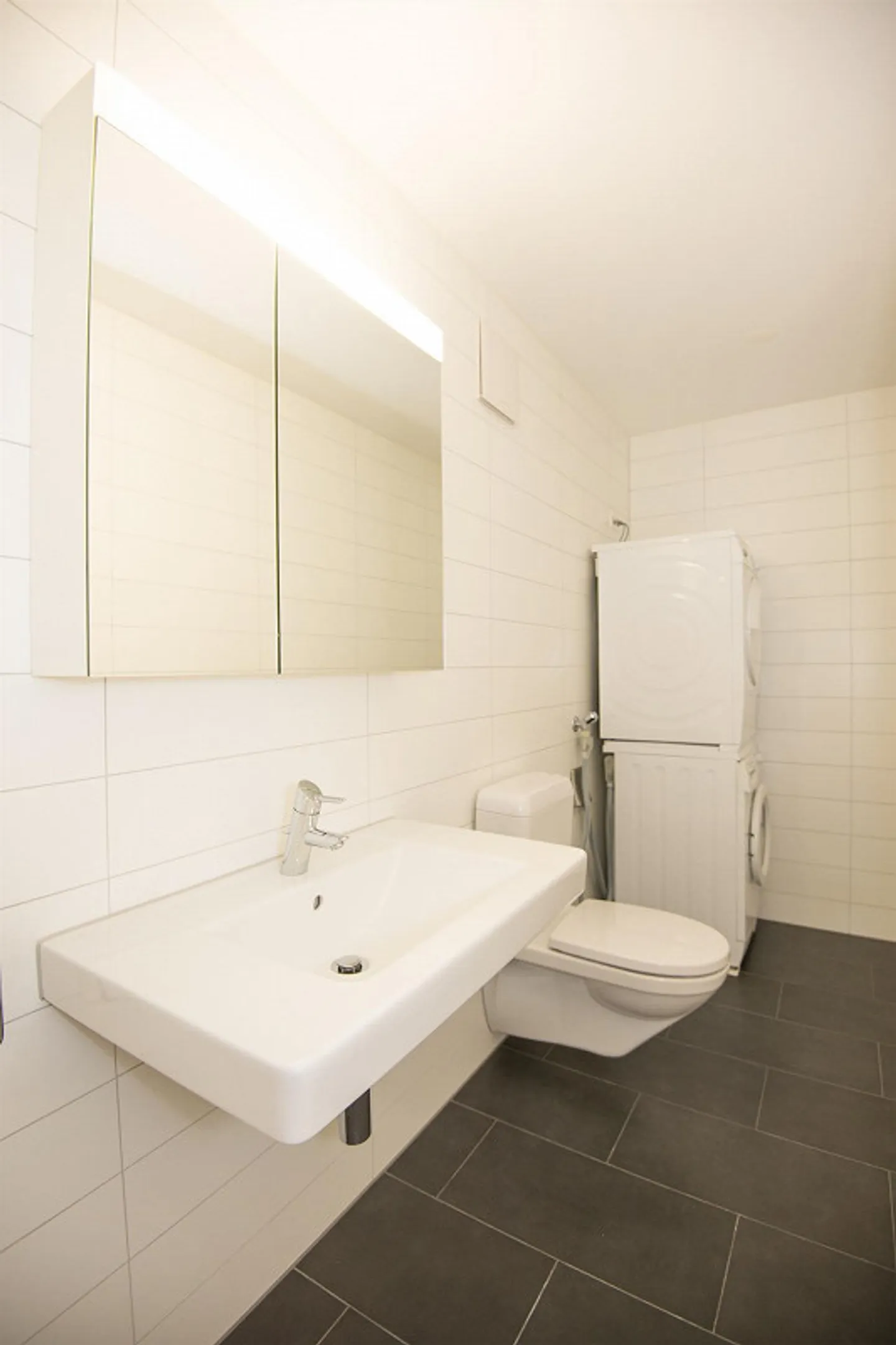 Appartamento duplex attraente con terrazza sul tetto - Foto 9 di 12