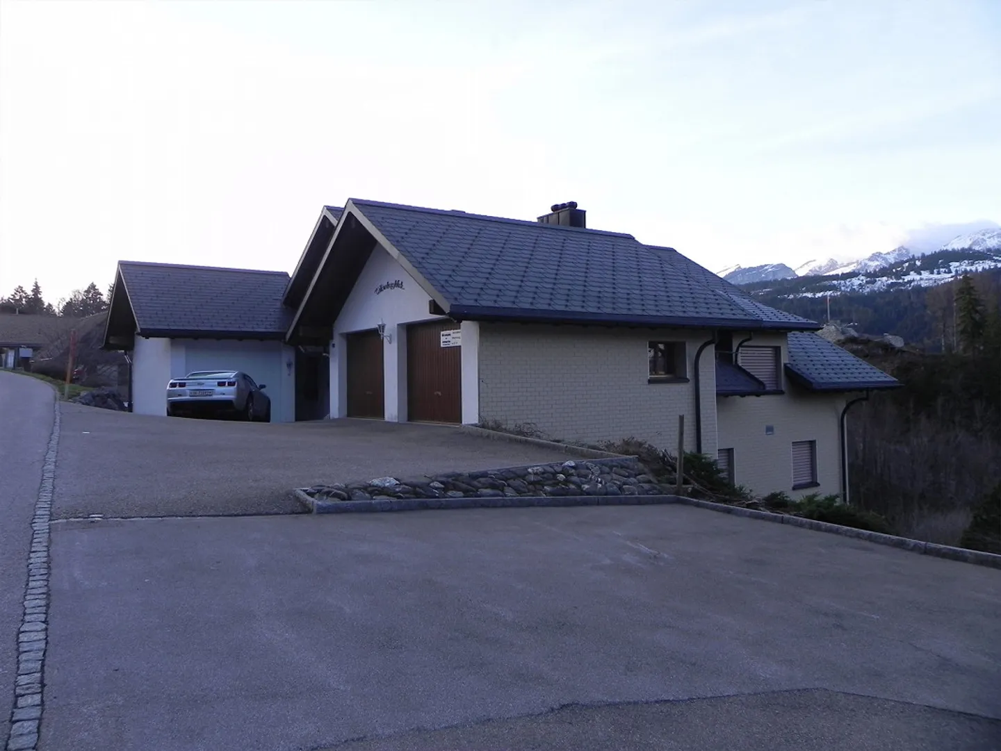 High-quality large 4.5 room apartment with top view and sunshine - Photo 7 of 29