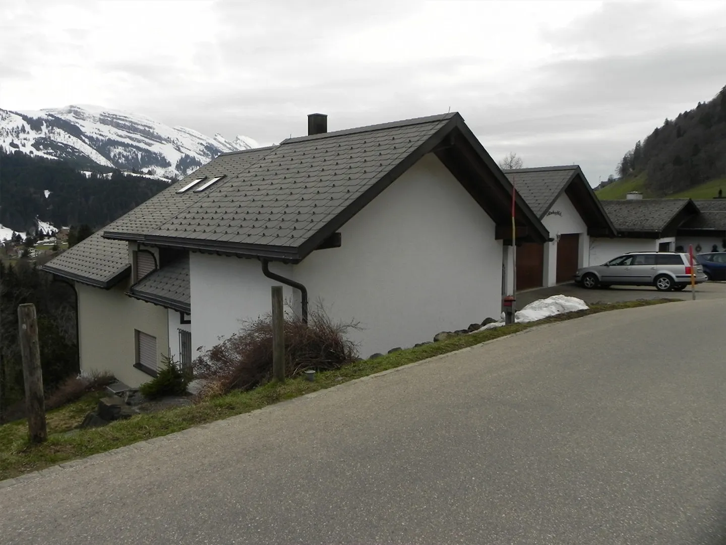 High-quality large 4.5 room apartment with top view and sunshine - Photo 9 of 29